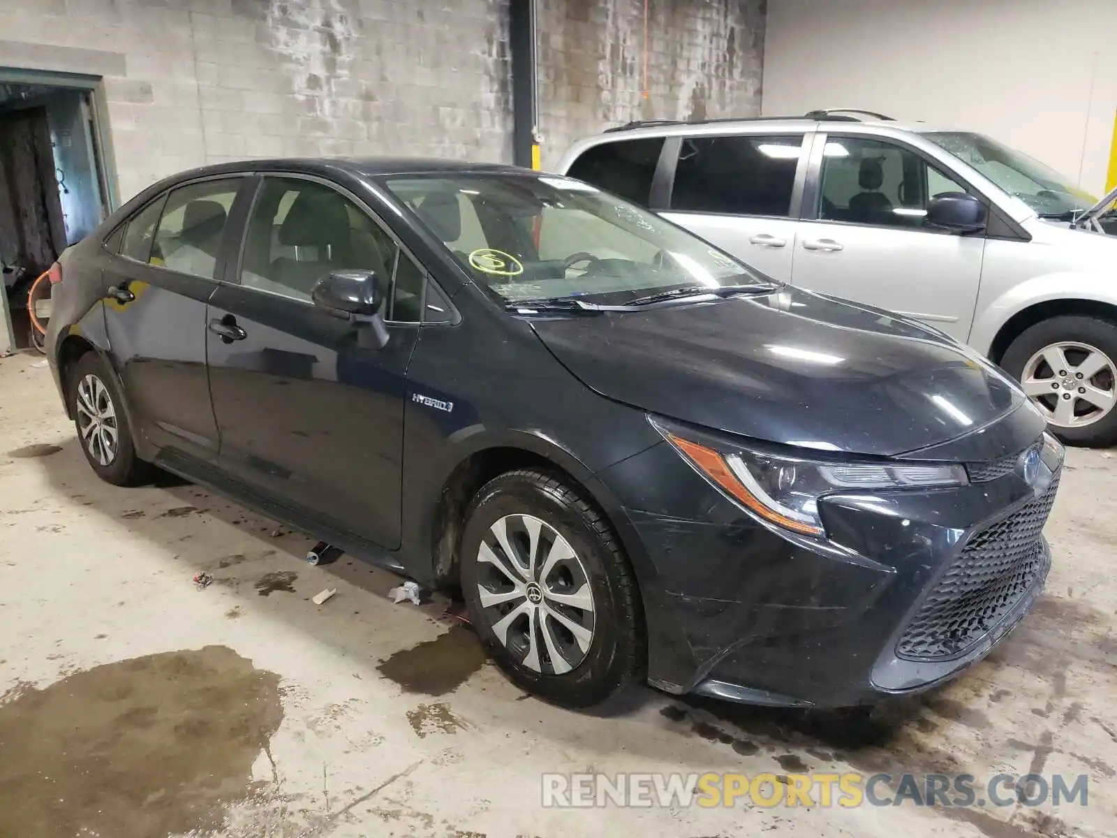 1 Photograph of a damaged car JTDEBRBE6LJ006543 TOYOTA COROLLA 2020