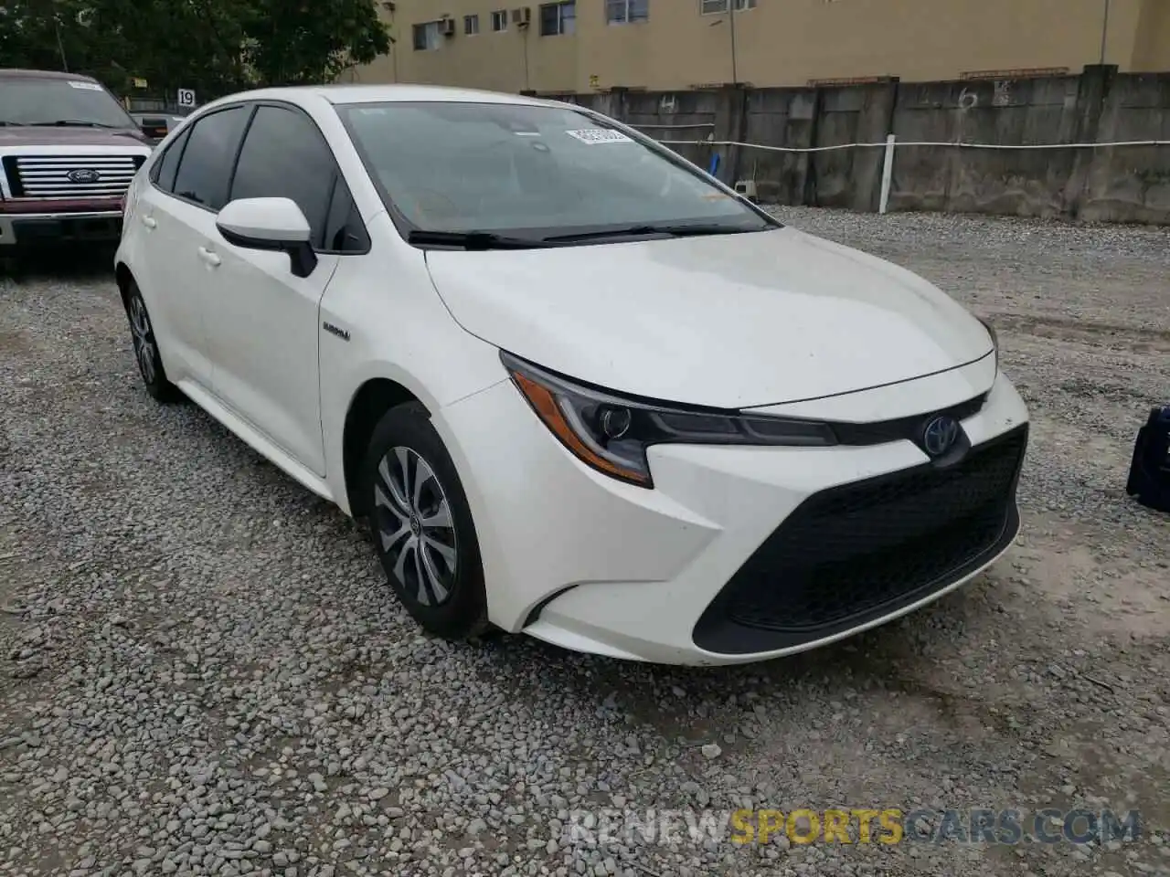 1 Photograph of a damaged car JTDEBRBE6LJ007577 TOYOTA COROLLA 2020