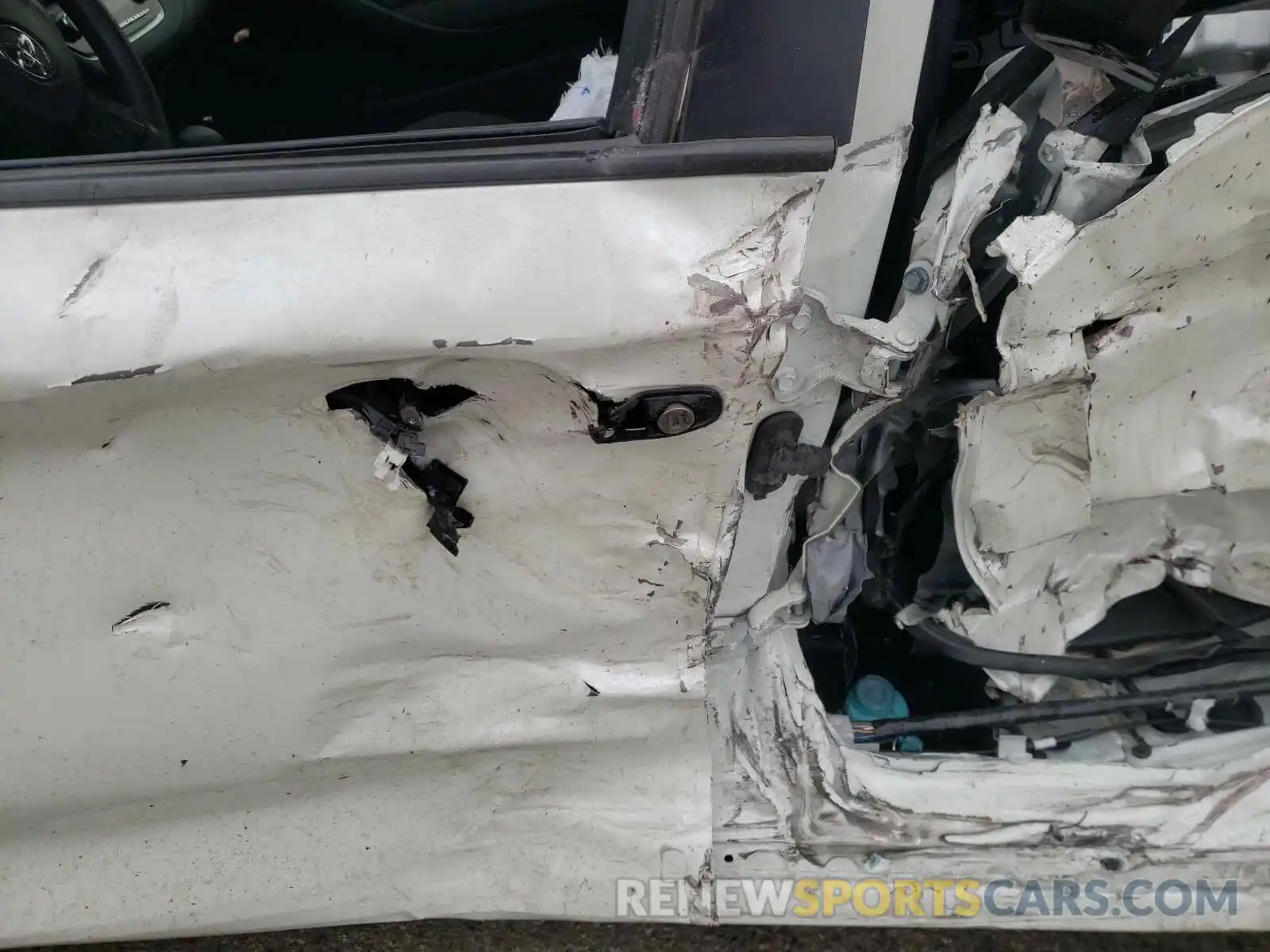 10 Photograph of a damaged car JTDEBRBE6LJ008423 TOYOTA COROLLA 2020