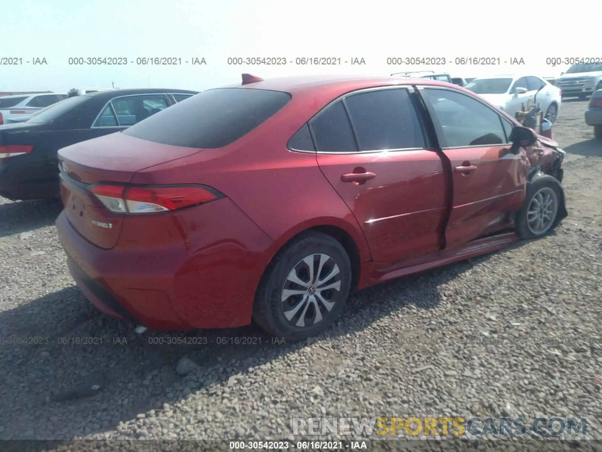 4 Photograph of a damaged car JTDEBRBE6LJ009605 TOYOTA COROLLA 2020