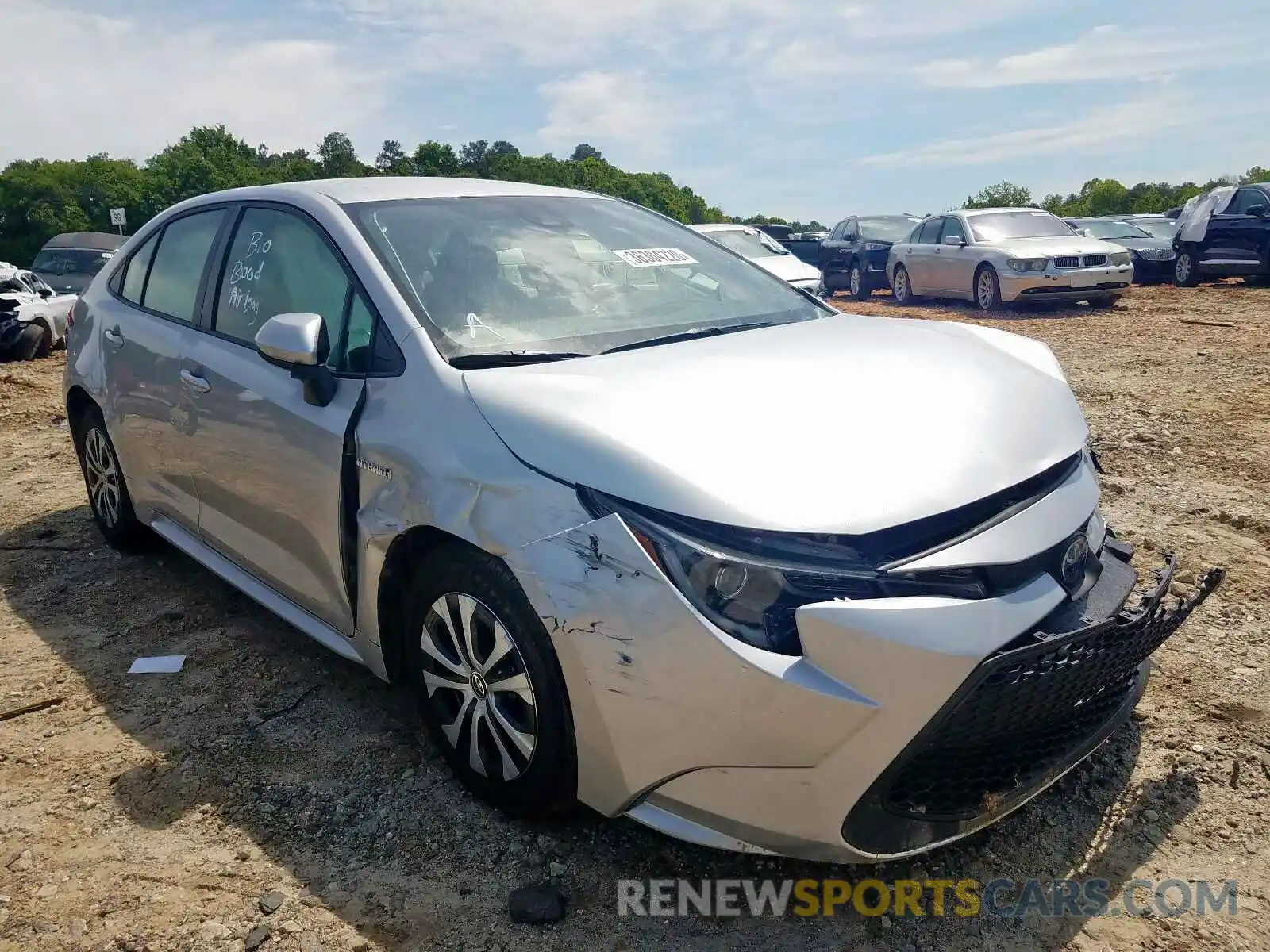 1 Photograph of a damaged car JTDEBRBE6LJ009894 TOYOTA COROLLA 2020