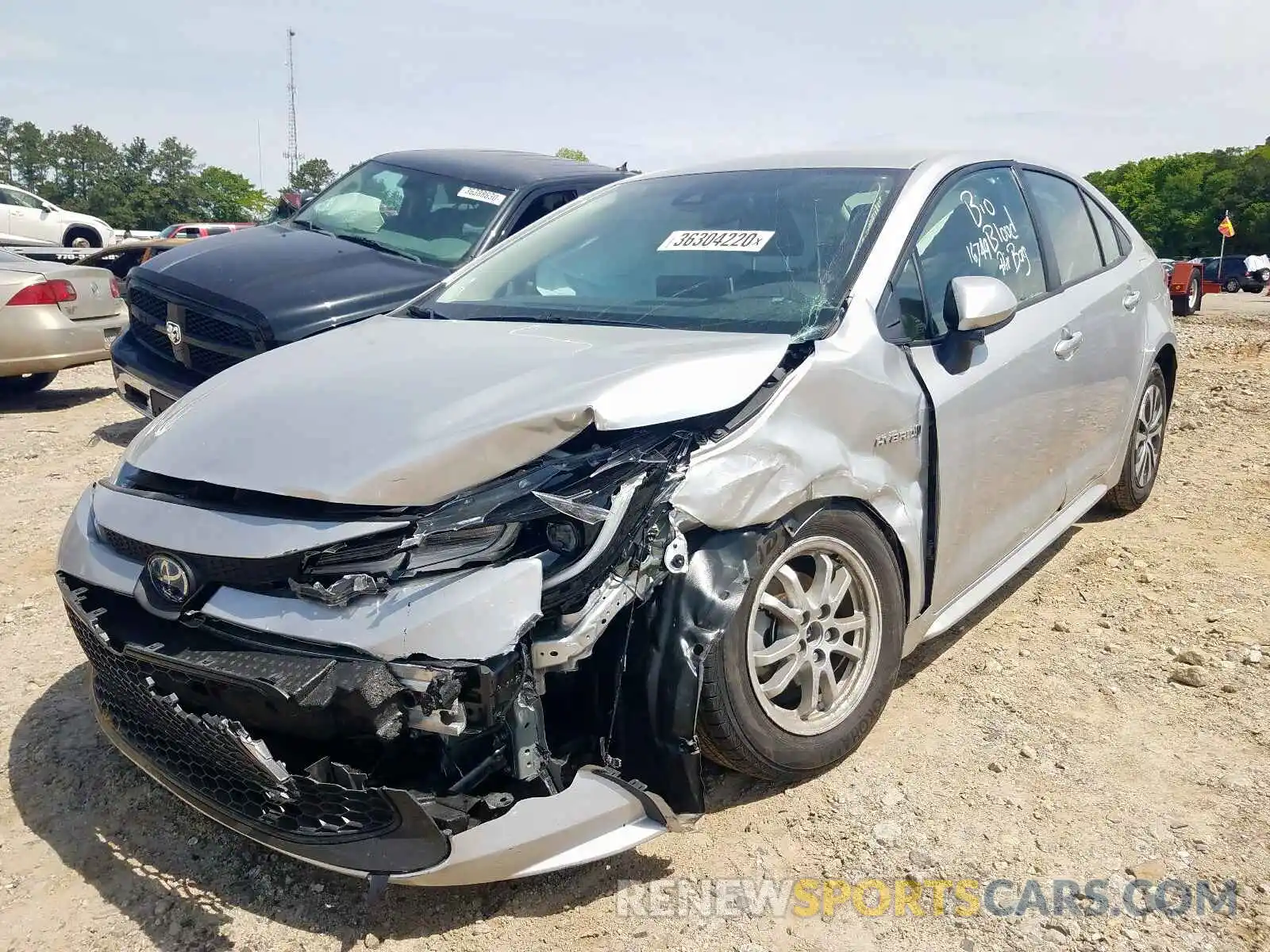 2 Photograph of a damaged car JTDEBRBE6LJ009894 TOYOTA COROLLA 2020