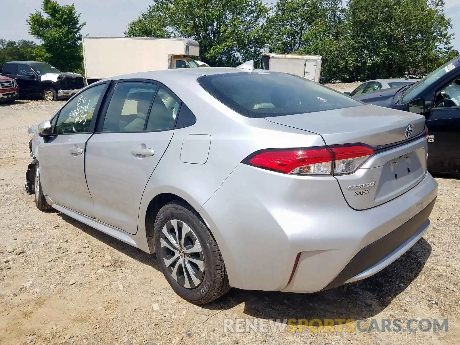 3 Photograph of a damaged car JTDEBRBE6LJ009894 TOYOTA COROLLA 2020