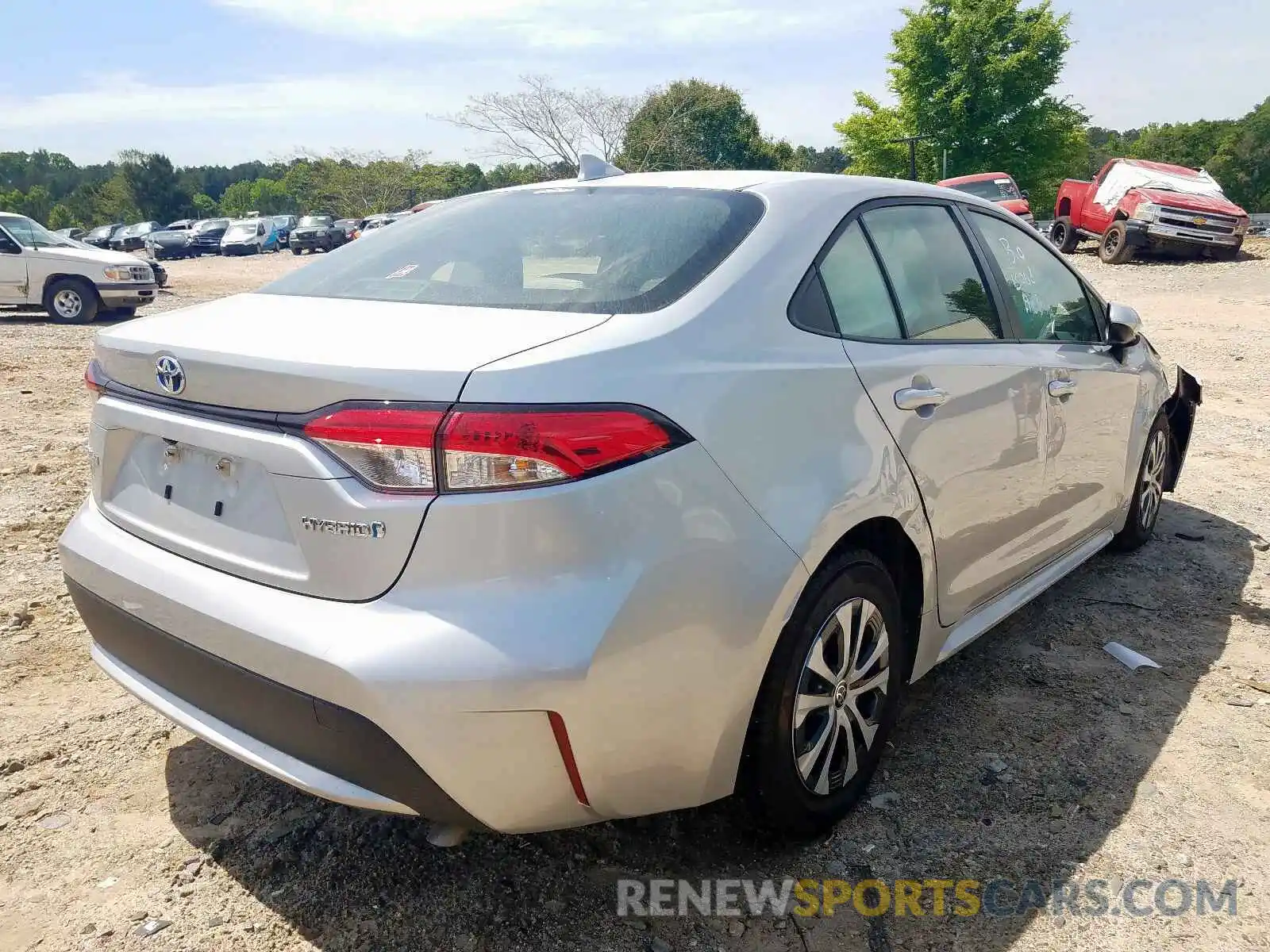 4 Photograph of a damaged car JTDEBRBE6LJ009894 TOYOTA COROLLA 2020