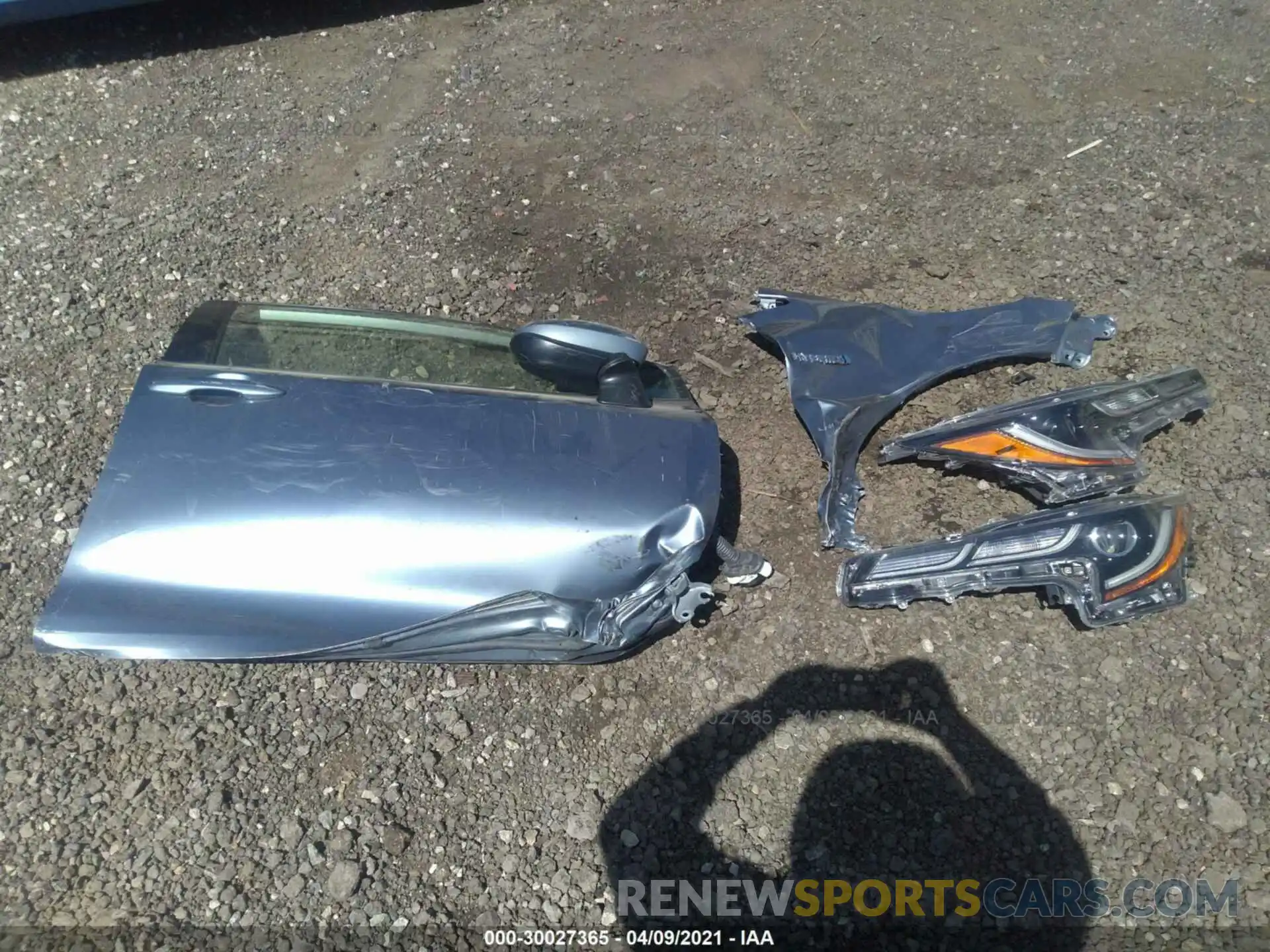 12 Photograph of a damaged car JTDEBRBE6LJ010687 TOYOTA COROLLA 2020