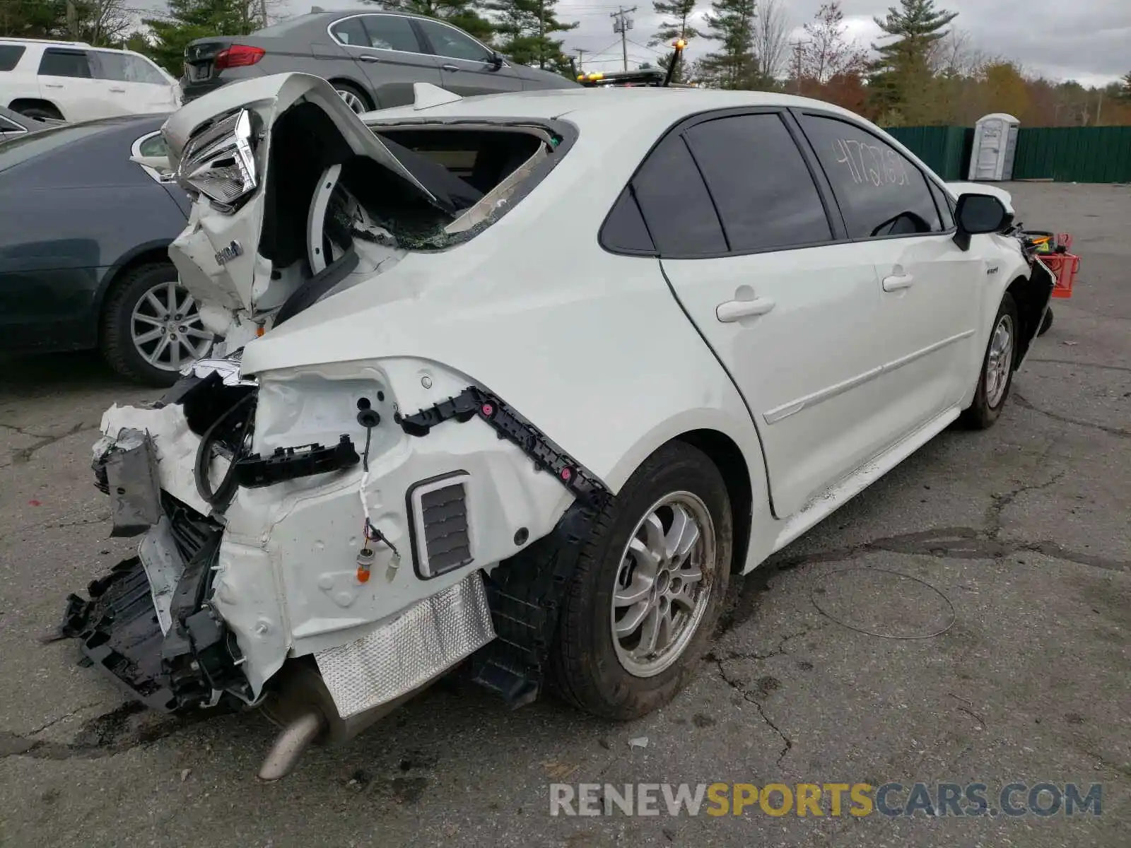 4 Photograph of a damaged car JTDEBRBE6LJ013007 TOYOTA COROLLA 2020