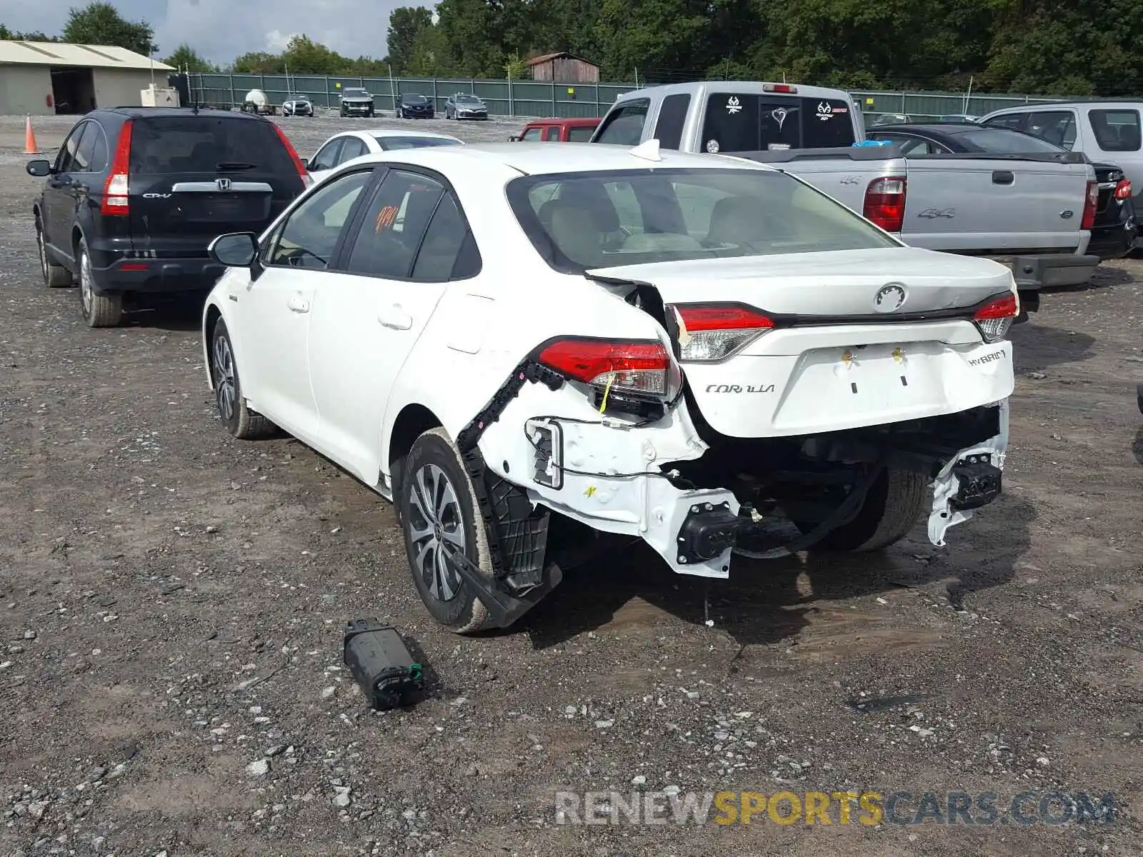 3 Photograph of a damaged car JTDEBRBE6LJ013475 TOYOTA COROLLA 2020