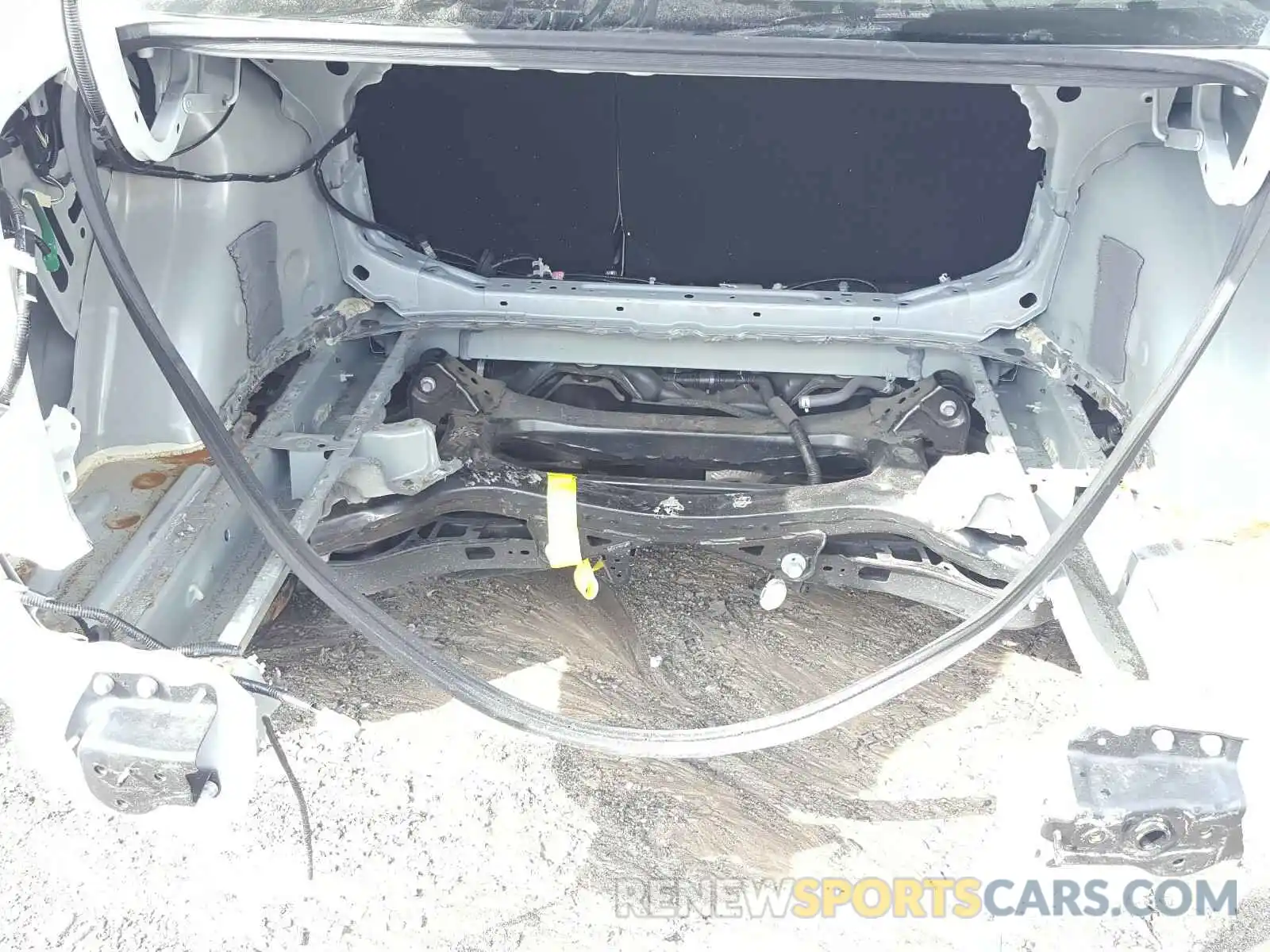 9 Photograph of a damaged car JTDEBRBE6LJ013475 TOYOTA COROLLA 2020