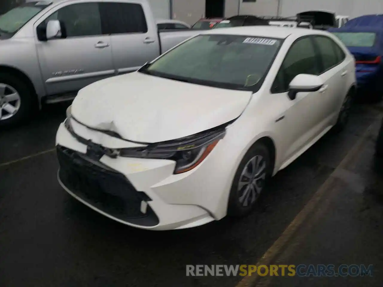 2 Photograph of a damaged car JTDEBRBE6LJ014481 TOYOTA COROLLA 2020