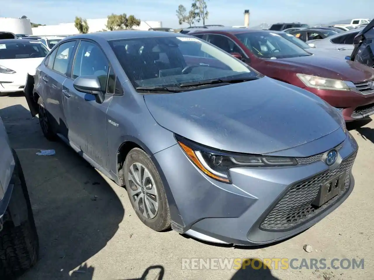 4 Photograph of a damaged car JTDEBRBE6LJ016702 TOYOTA COROLLA 2020