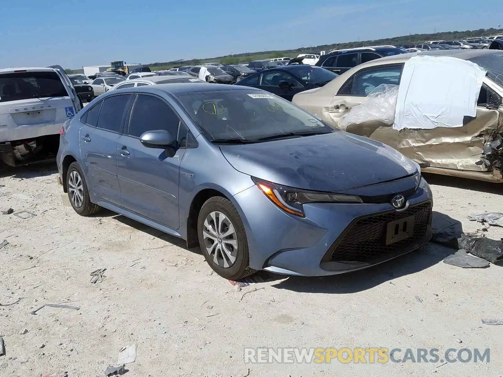 1 Photograph of a damaged car JTDEBRBE6LJ016893 TOYOTA COROLLA 2020