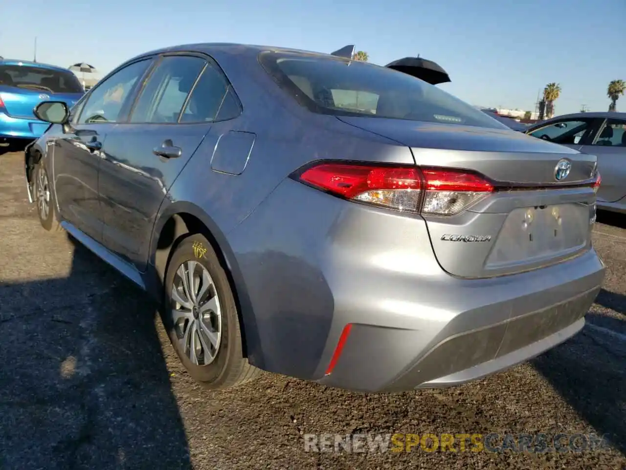 3 Photograph of a damaged car JTDEBRBE6LJ017087 TOYOTA COROLLA 2020