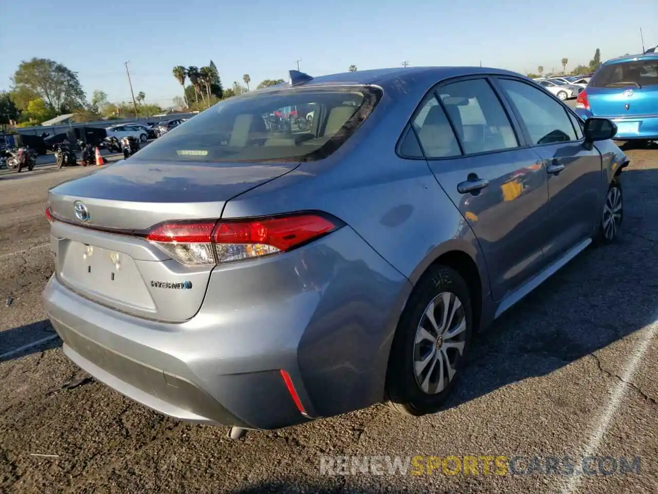 4 Photograph of a damaged car JTDEBRBE6LJ017087 TOYOTA COROLLA 2020