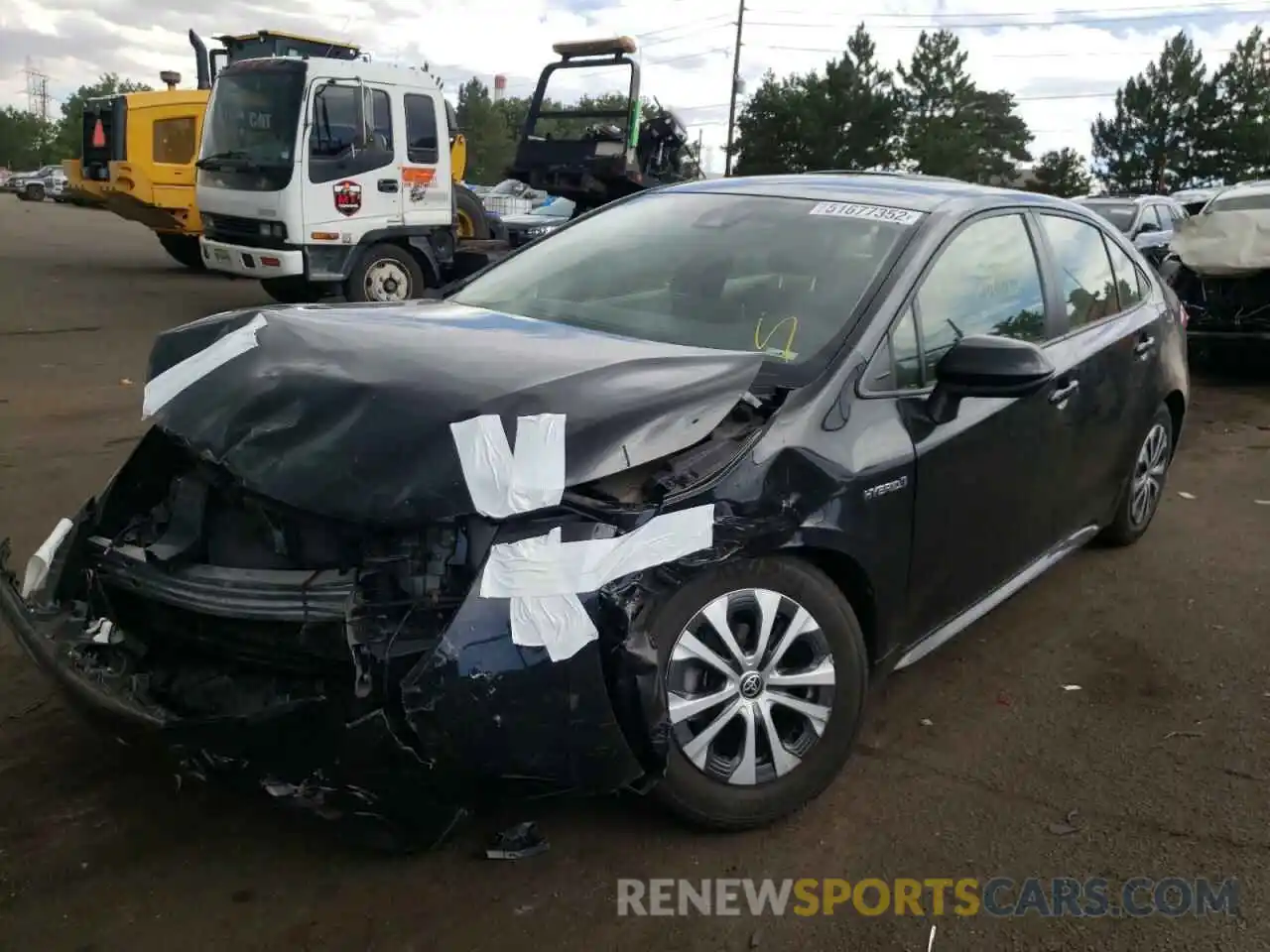 2 Photograph of a damaged car JTDEBRBE6LJ017364 TOYOTA COROLLA 2020