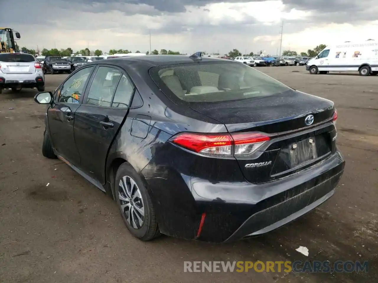 3 Photograph of a damaged car JTDEBRBE6LJ017364 TOYOTA COROLLA 2020