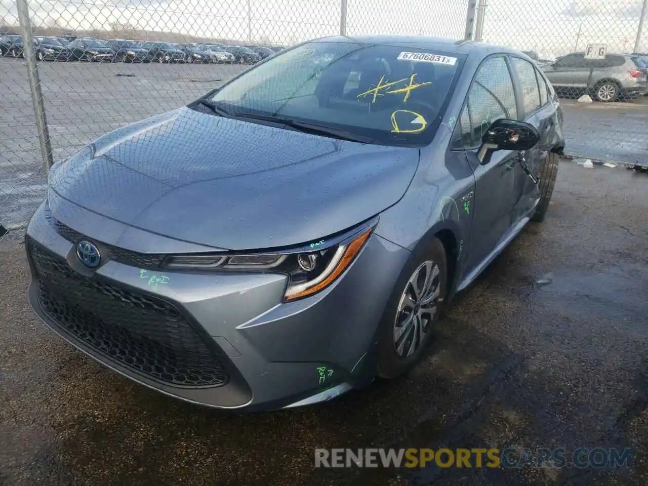 2 Photograph of a damaged car JTDEBRBE6LJ017560 TOYOTA COROLLA 2020