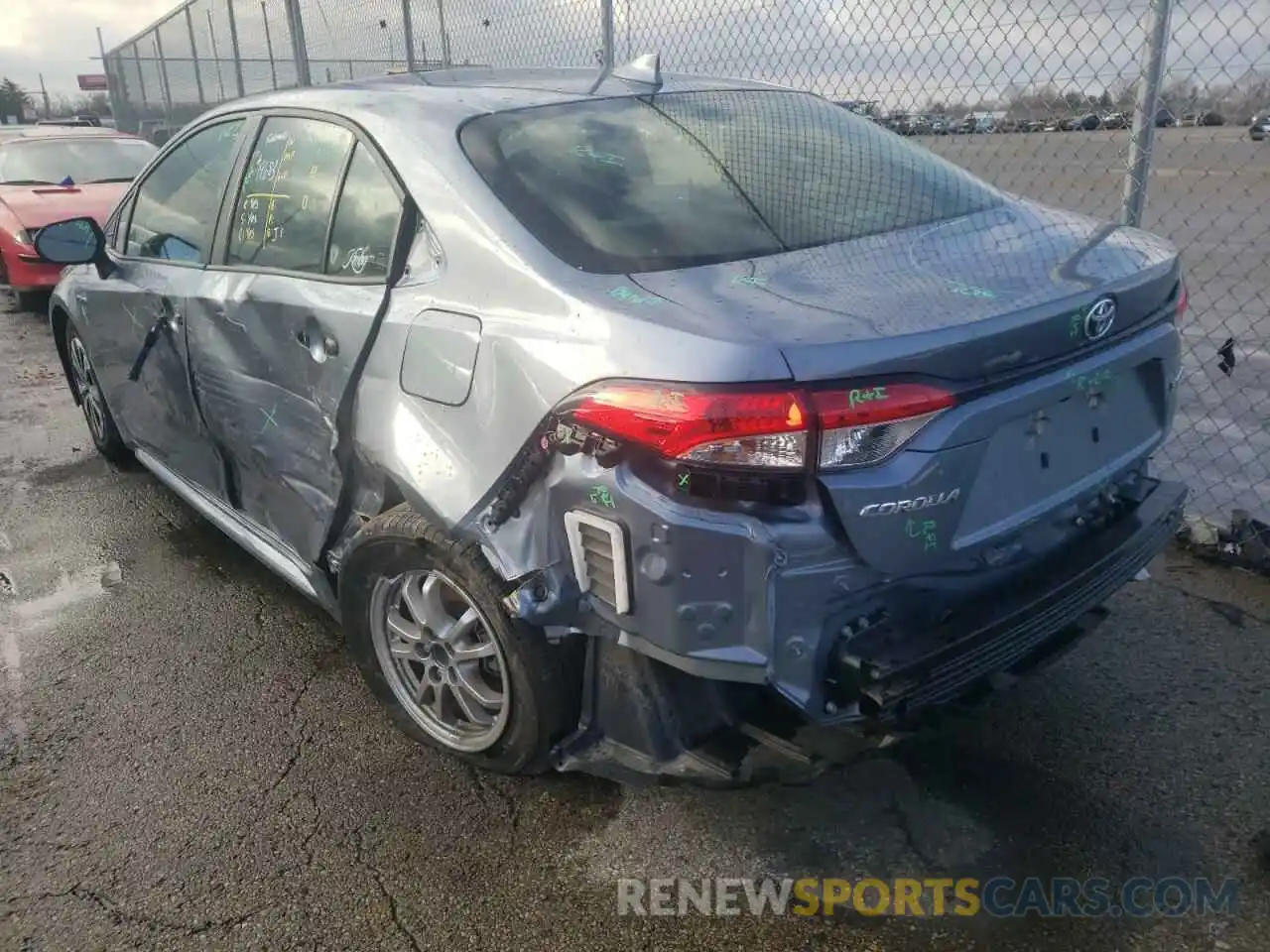 3 Photograph of a damaged car JTDEBRBE6LJ017560 TOYOTA COROLLA 2020