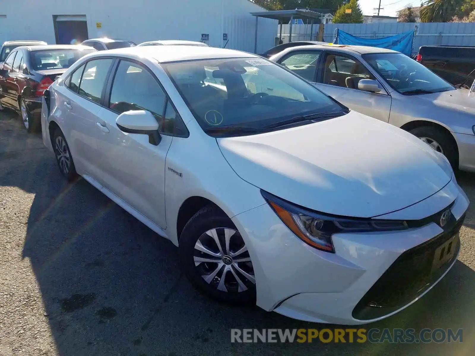 1 Photograph of a damaged car JTDEBRBE6LJ021544 TOYOTA COROLLA 2020