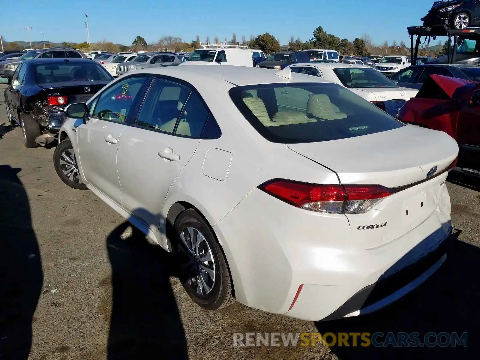 3 Photograph of a damaged car JTDEBRBE6LJ021544 TOYOTA COROLLA 2020