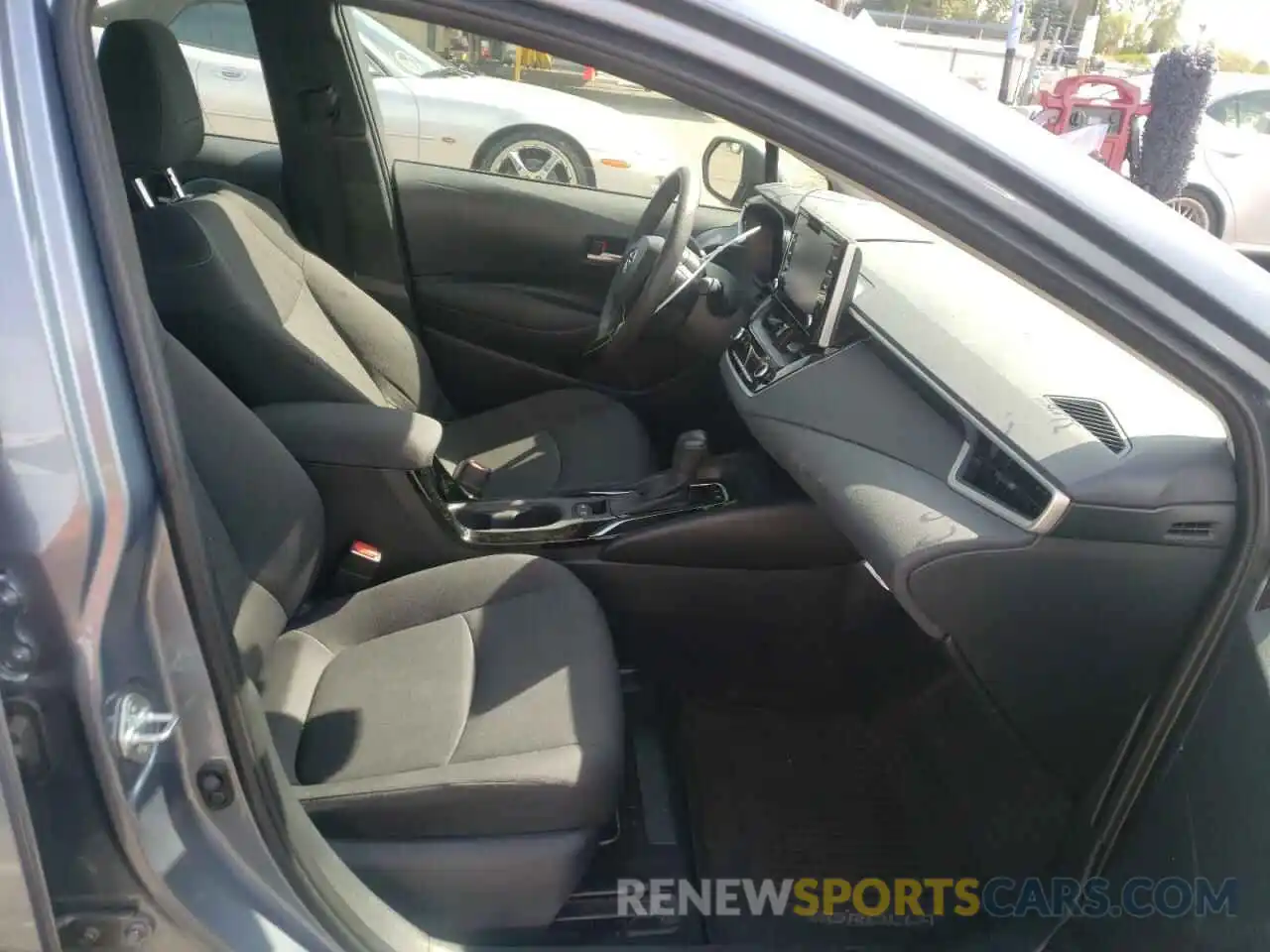 5 Photograph of a damaged car JTDEBRBE6LJ022256 TOYOTA COROLLA 2020