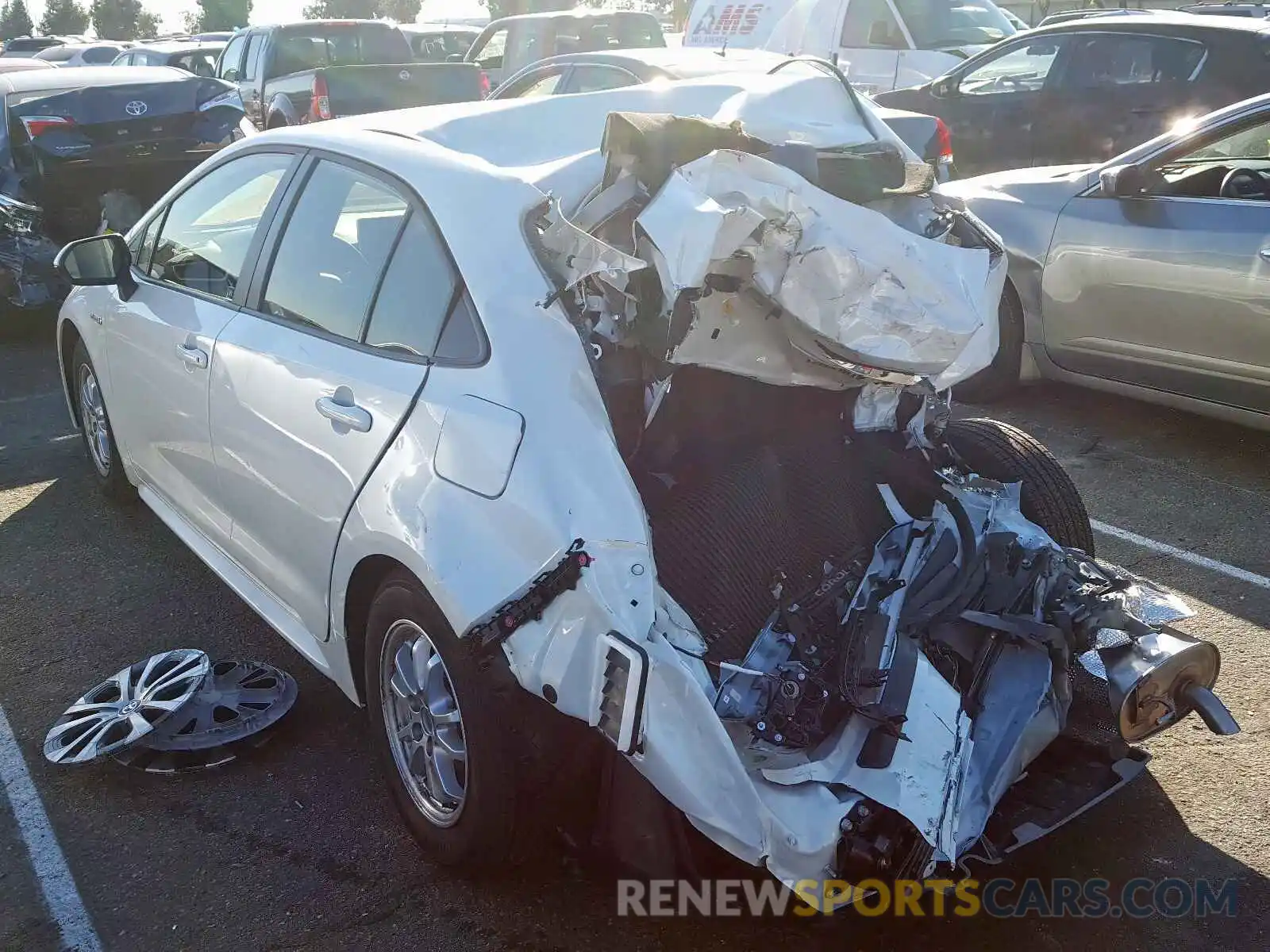 3 Photograph of a damaged car JTDEBRBE6LJ023018 TOYOTA COROLLA 2020