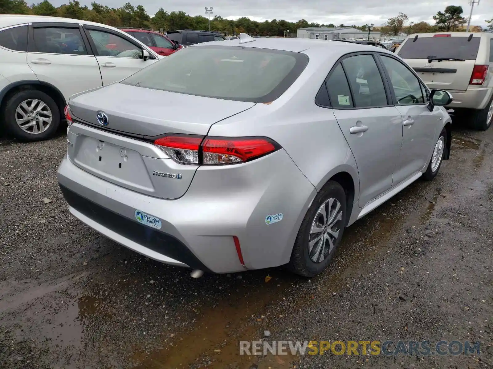 4 Photograph of a damaged car JTDEBRBE6LJ023150 TOYOTA COROLLA 2020