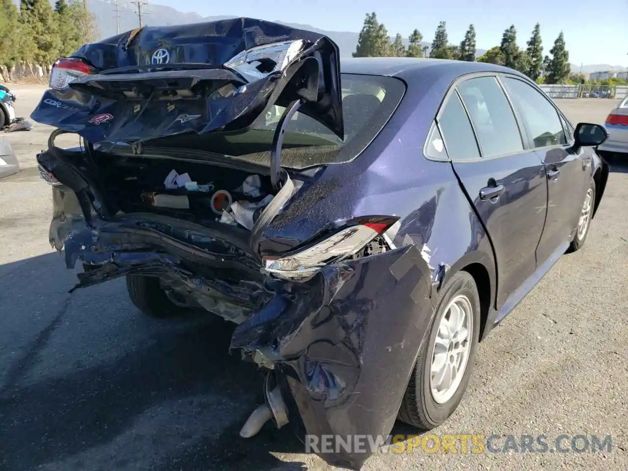 4 Photograph of a damaged car JTDEBRBE6LJ023424 TOYOTA COROLLA 2020