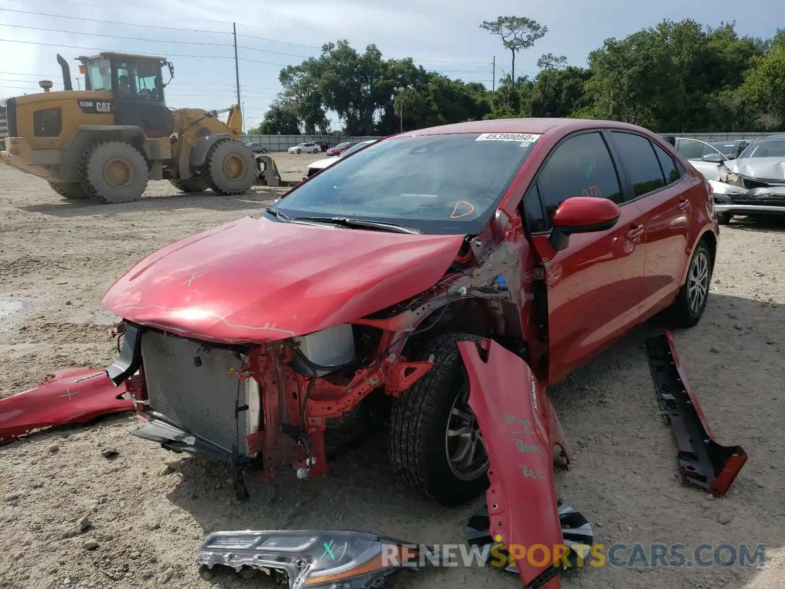 2 Photograph of a damaged car JTDEBRBE6LJ024895 TOYOTA COROLLA 2020