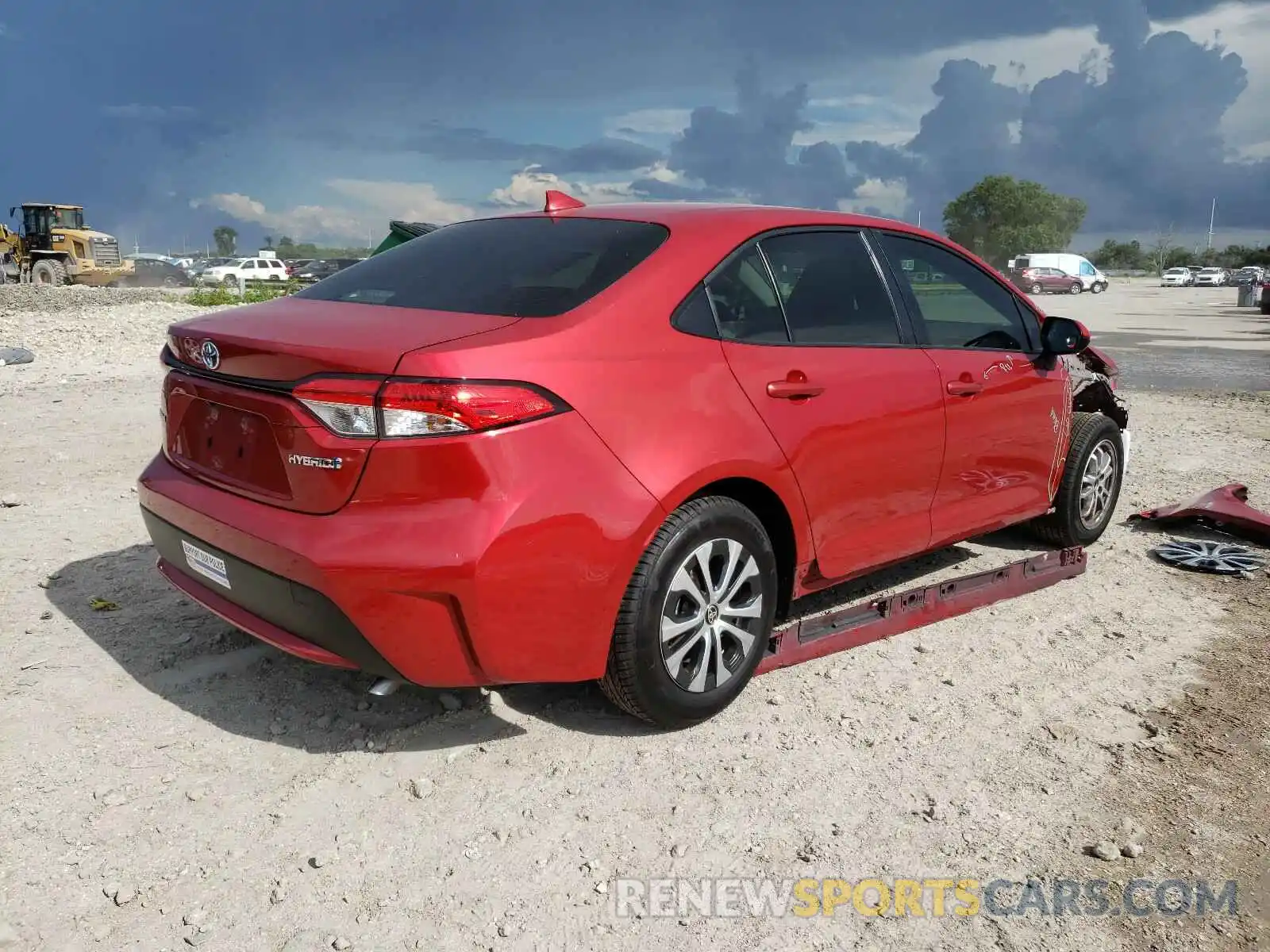 4 Photograph of a damaged car JTDEBRBE6LJ024895 TOYOTA COROLLA 2020