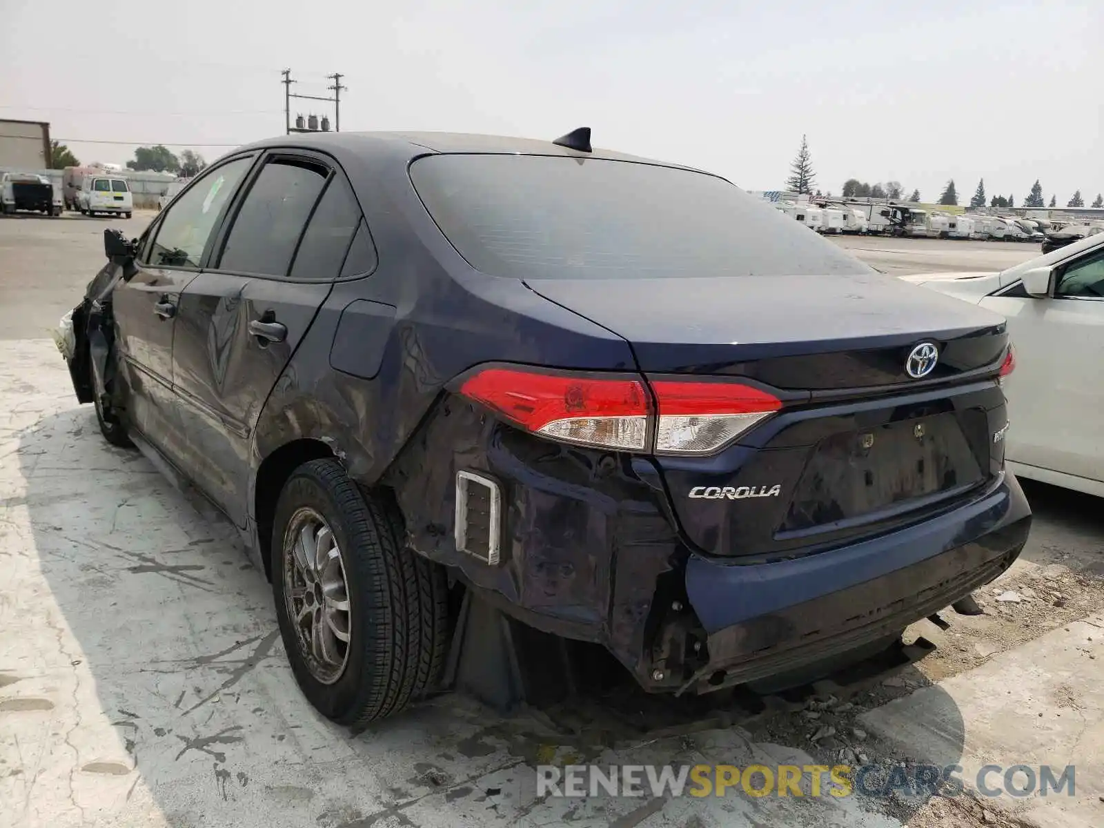 3 Photograph of a damaged car JTDEBRBE6LJ025626 TOYOTA COROLLA 2020