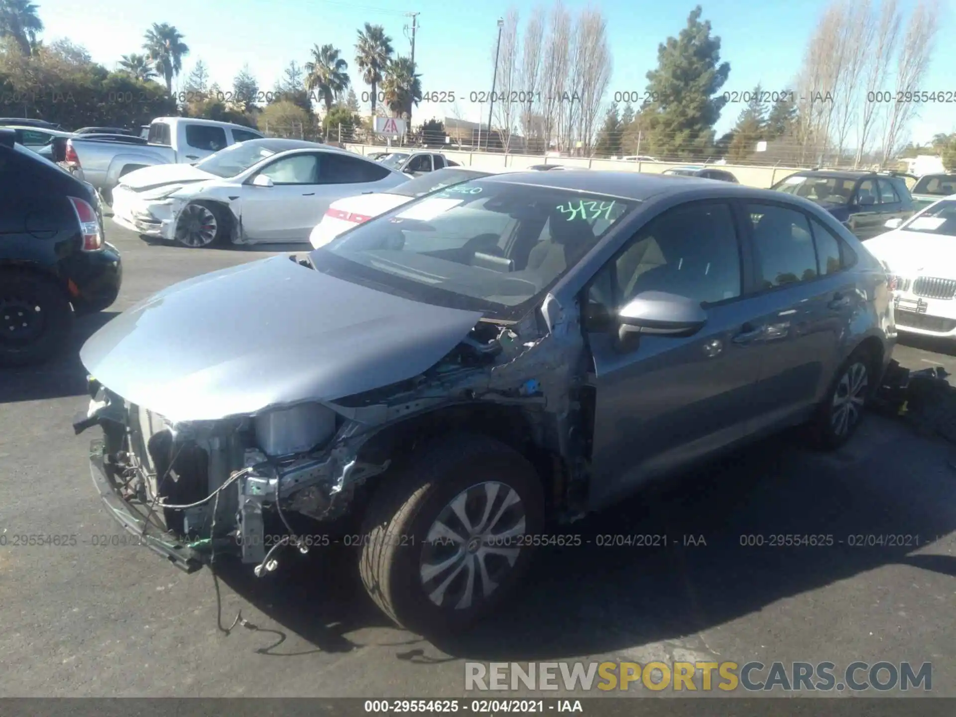 2 Photograph of a damaged car JTDEBRBE6LJ027408 TOYOTA COROLLA 2020