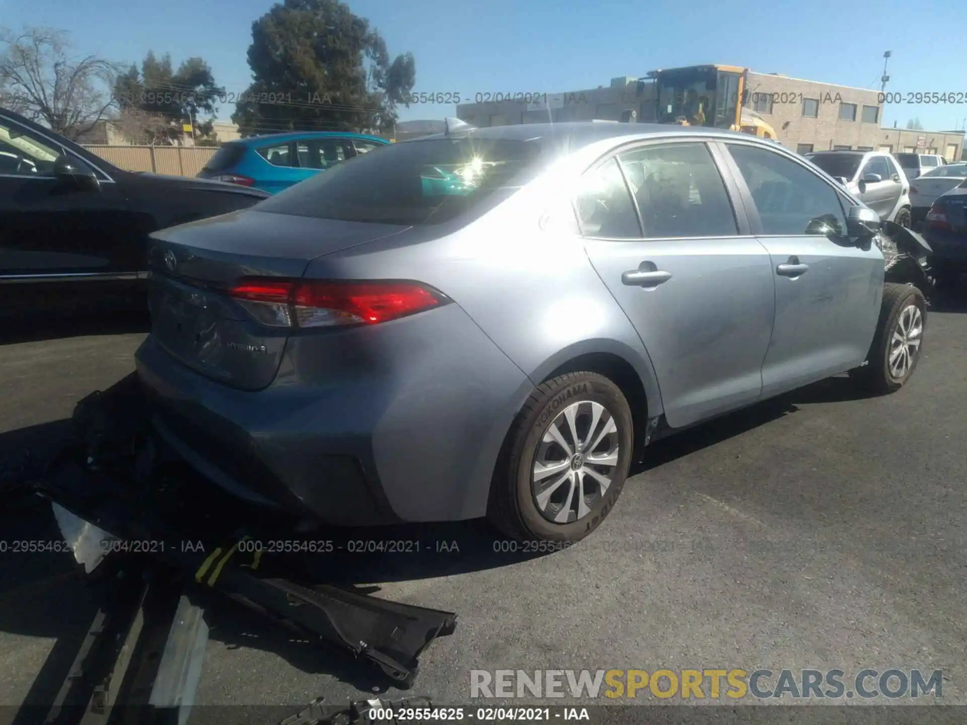 4 Photograph of a damaged car JTDEBRBE6LJ027408 TOYOTA COROLLA 2020