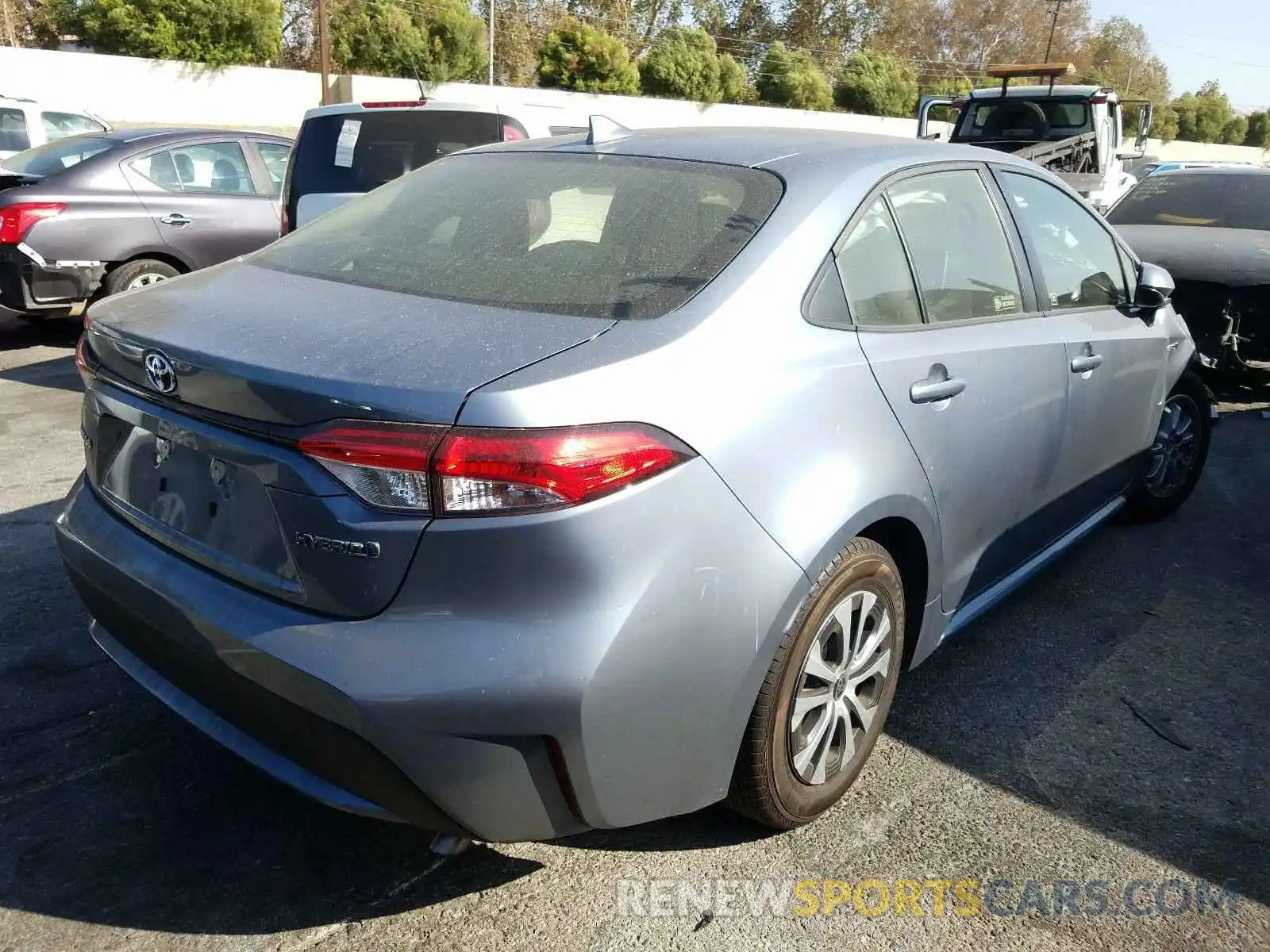 4 Photograph of a damaged car JTDEBRBE6LJ029210 TOYOTA COROLLA 2020