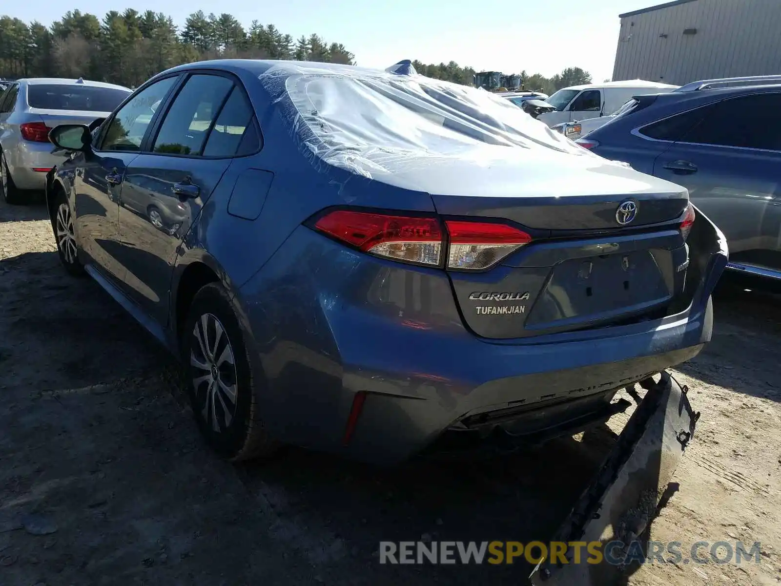 3 Photograph of a damaged car JTDEBRBE6LJ029286 TOYOTA COROLLA 2020