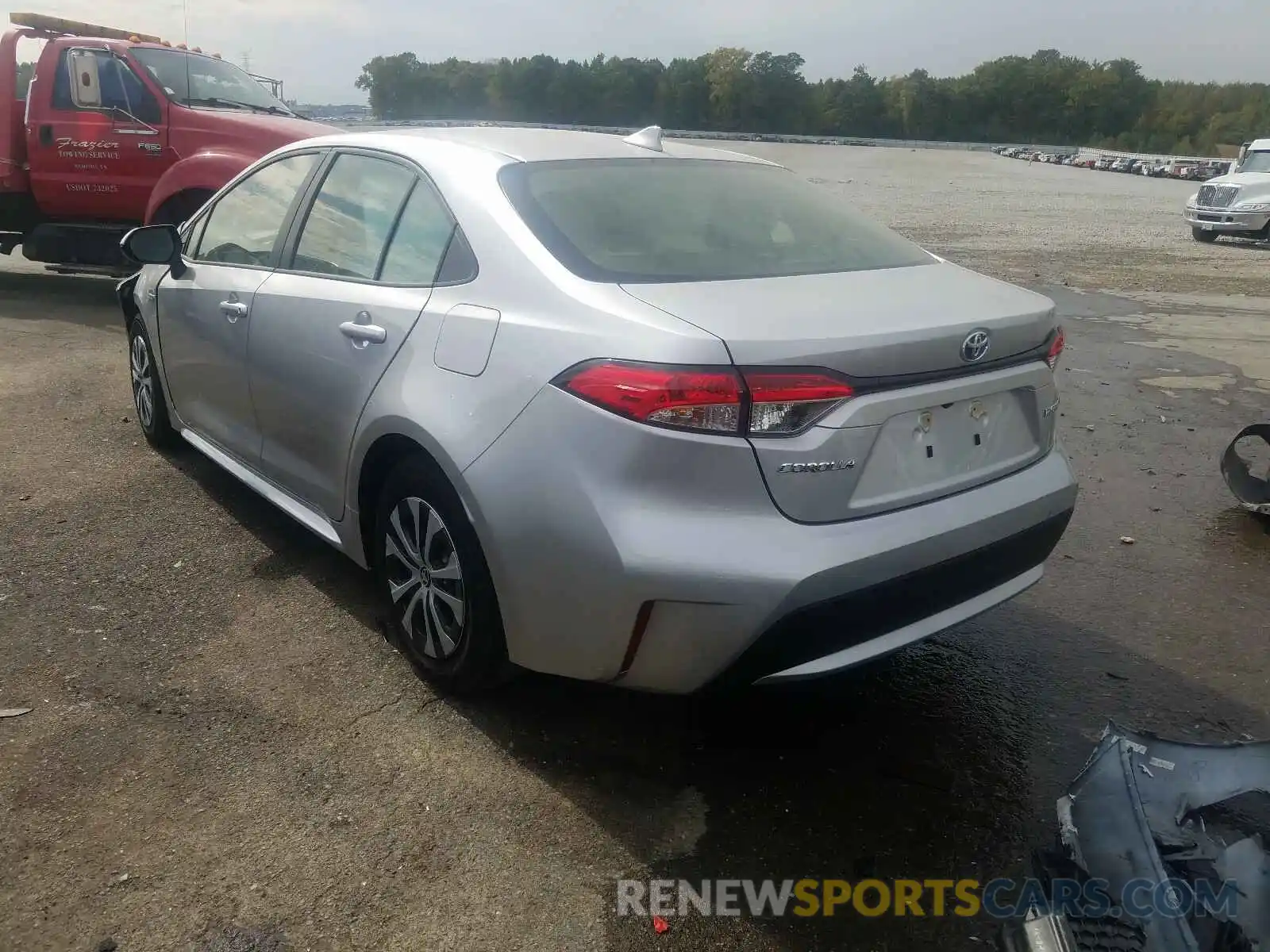 3 Photograph of a damaged car JTDEBRBE7LJ000976 TOYOTA COROLLA 2020