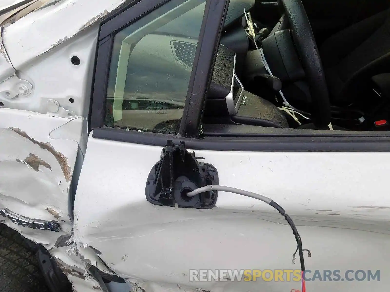 9 Фотография поврежденного автомобиля JTDEBRBE7LJ001156 TOYOTA COROLLA 2020