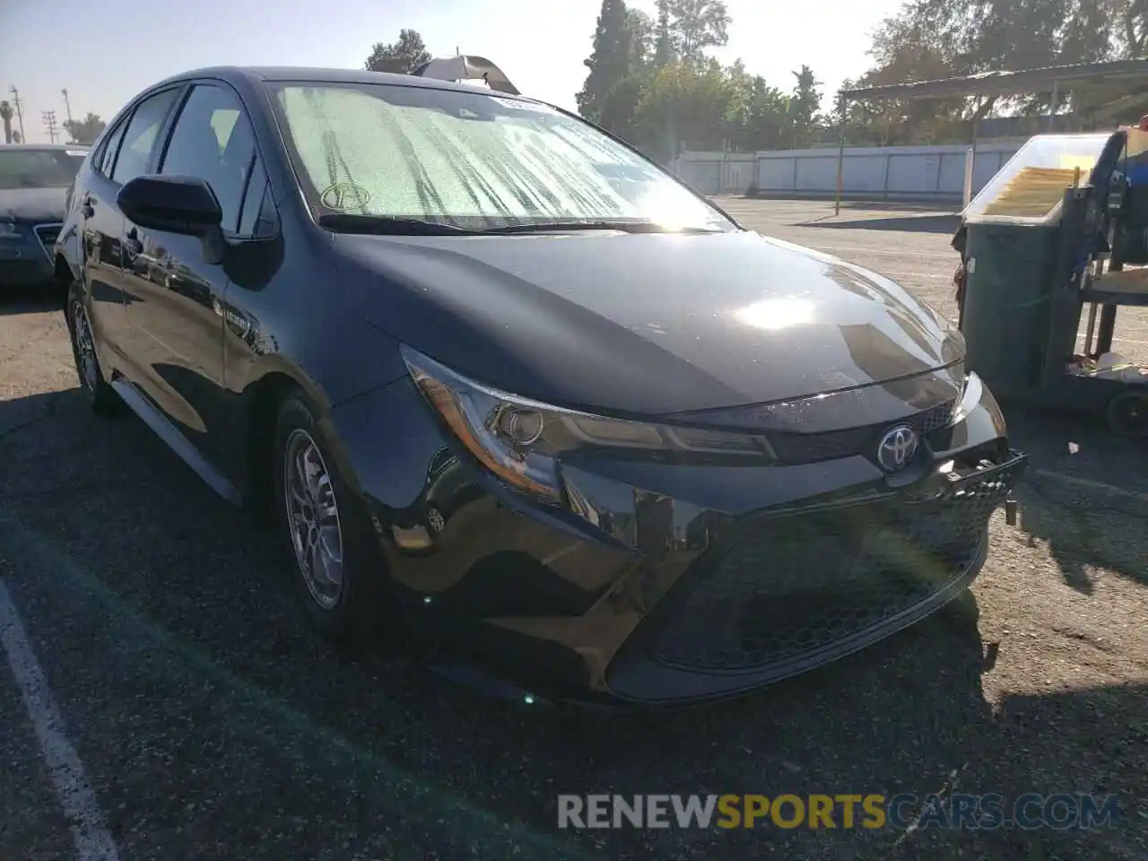 1 Photograph of a damaged car JTDEBRBE7LJ001321 TOYOTA COROLLA 2020