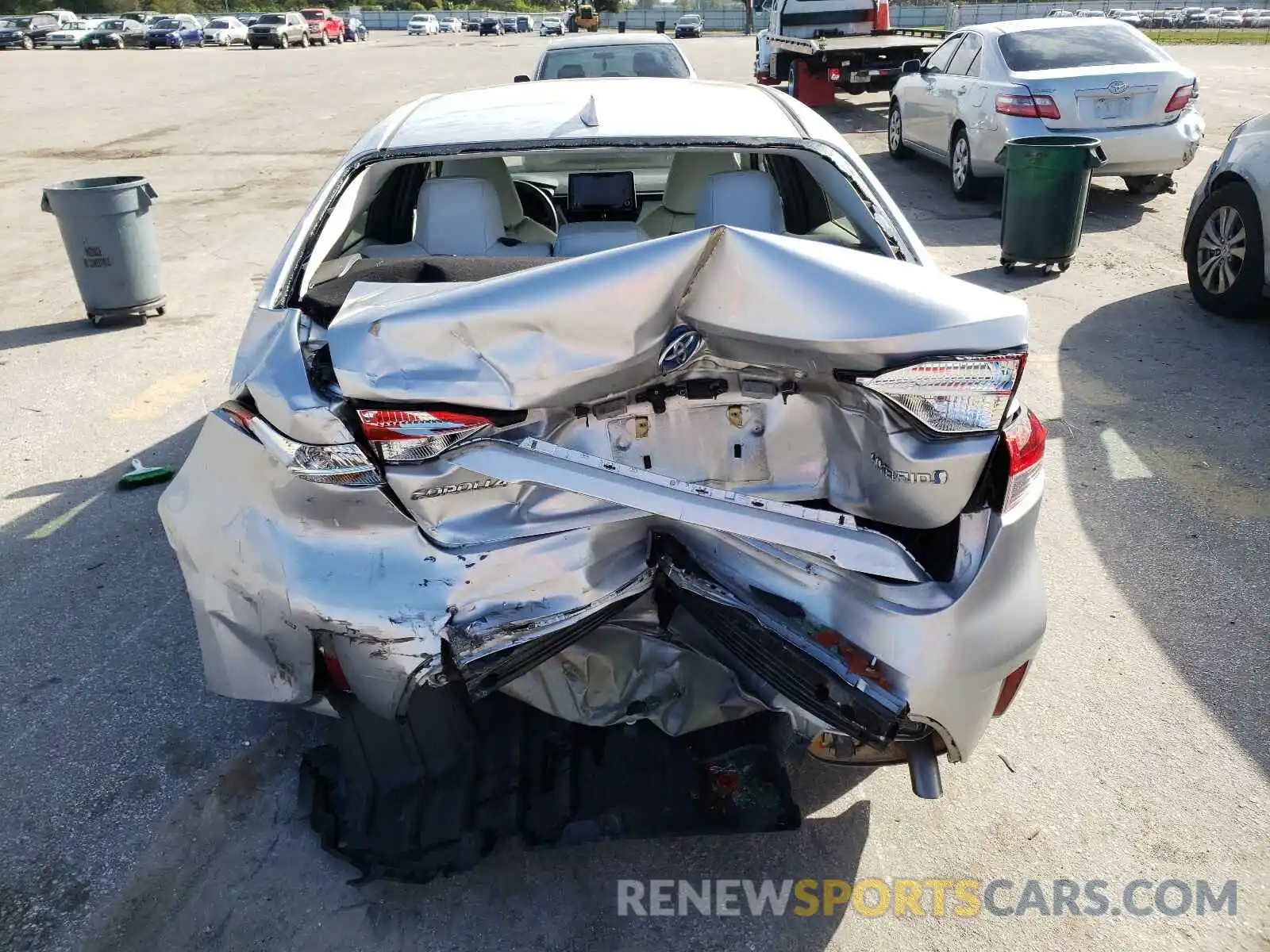 9 Photograph of a damaged car JTDEBRBE7LJ002257 TOYOTA COROLLA 2020