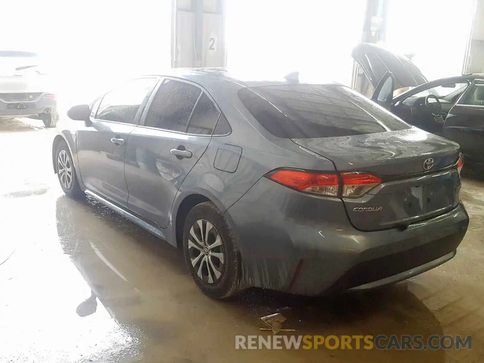 3 Photograph of a damaged car JTDEBRBE7LJ005000 TOYOTA COROLLA 2020