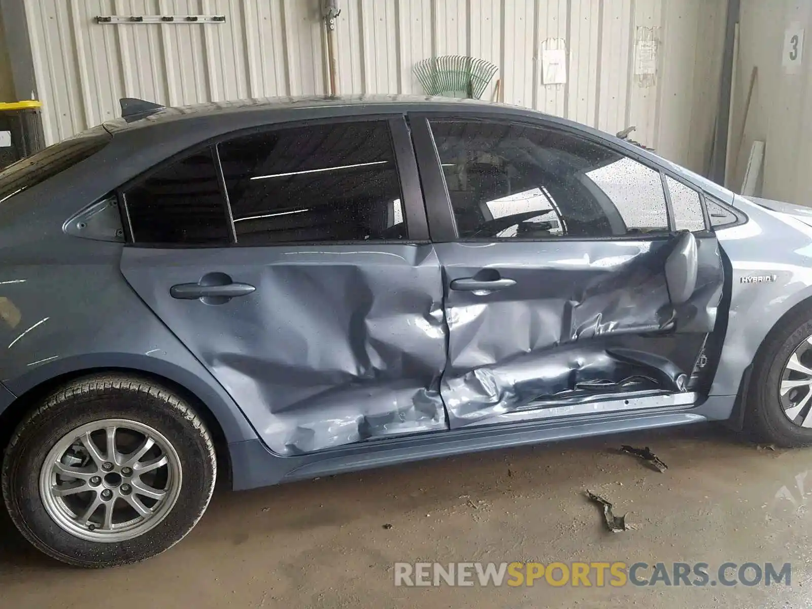 9 Photograph of a damaged car JTDEBRBE7LJ005000 TOYOTA COROLLA 2020