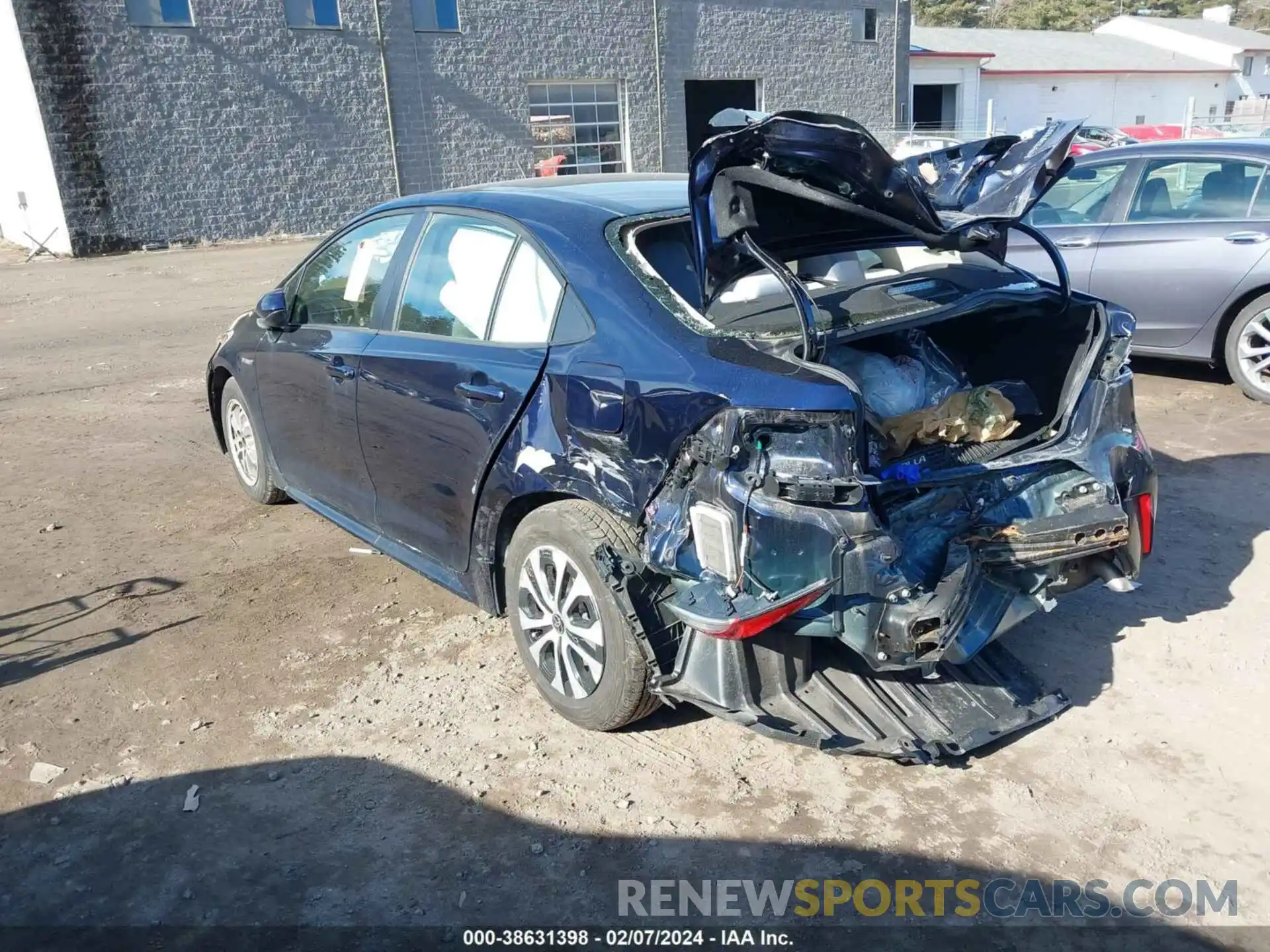 3 Photograph of a damaged car JTDEBRBE7LJ005028 TOYOTA COROLLA 2020