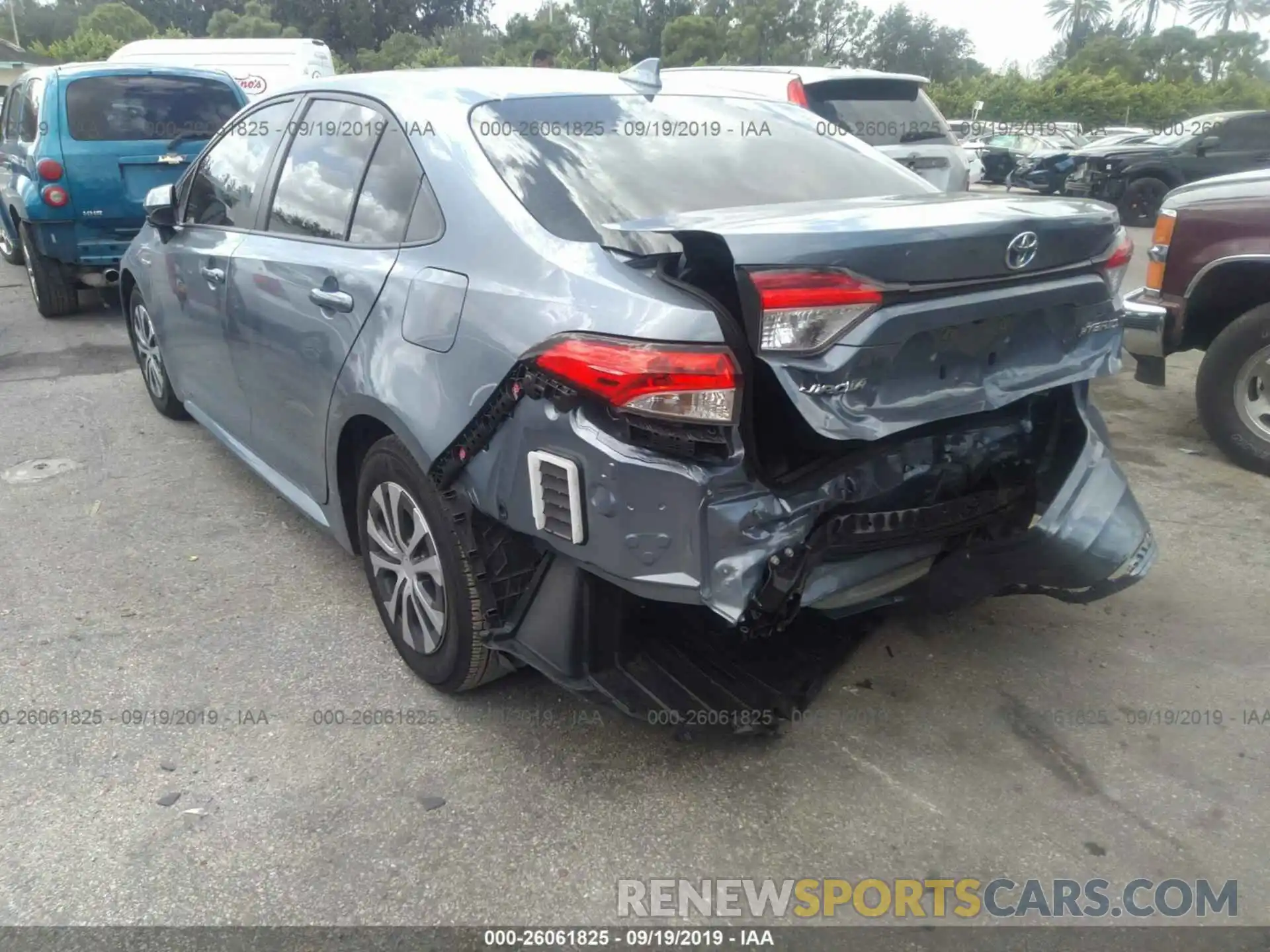 3 Photograph of a damaged car JTDEBRBE7LJ005370 TOYOTA COROLLA 2020