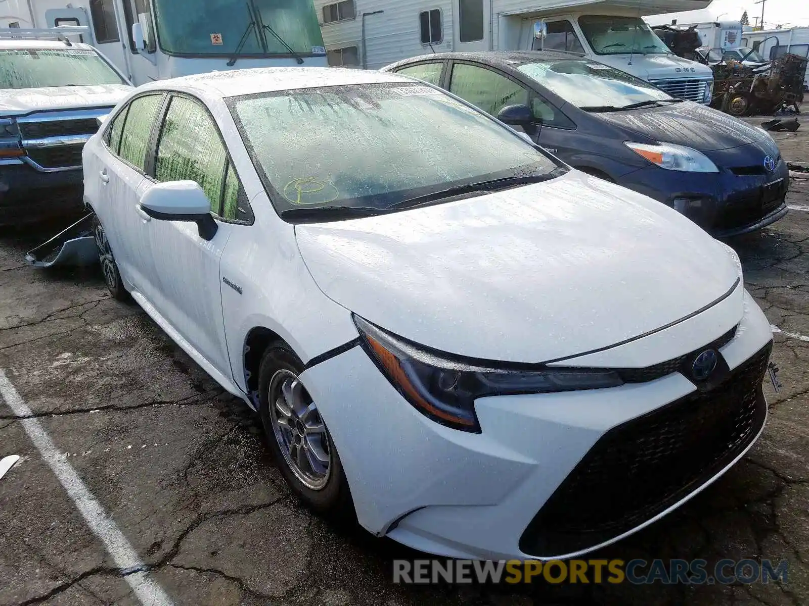 1 Photograph of a damaged car JTDEBRBE7LJ005952 TOYOTA COROLLA 2020