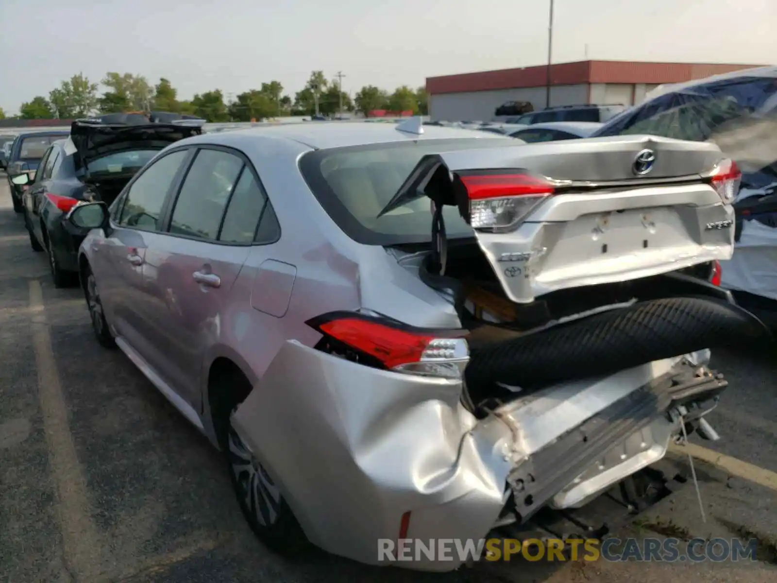 3 Photograph of a damaged car JTDEBRBE7LJ008205 TOYOTA COROLLA 2020