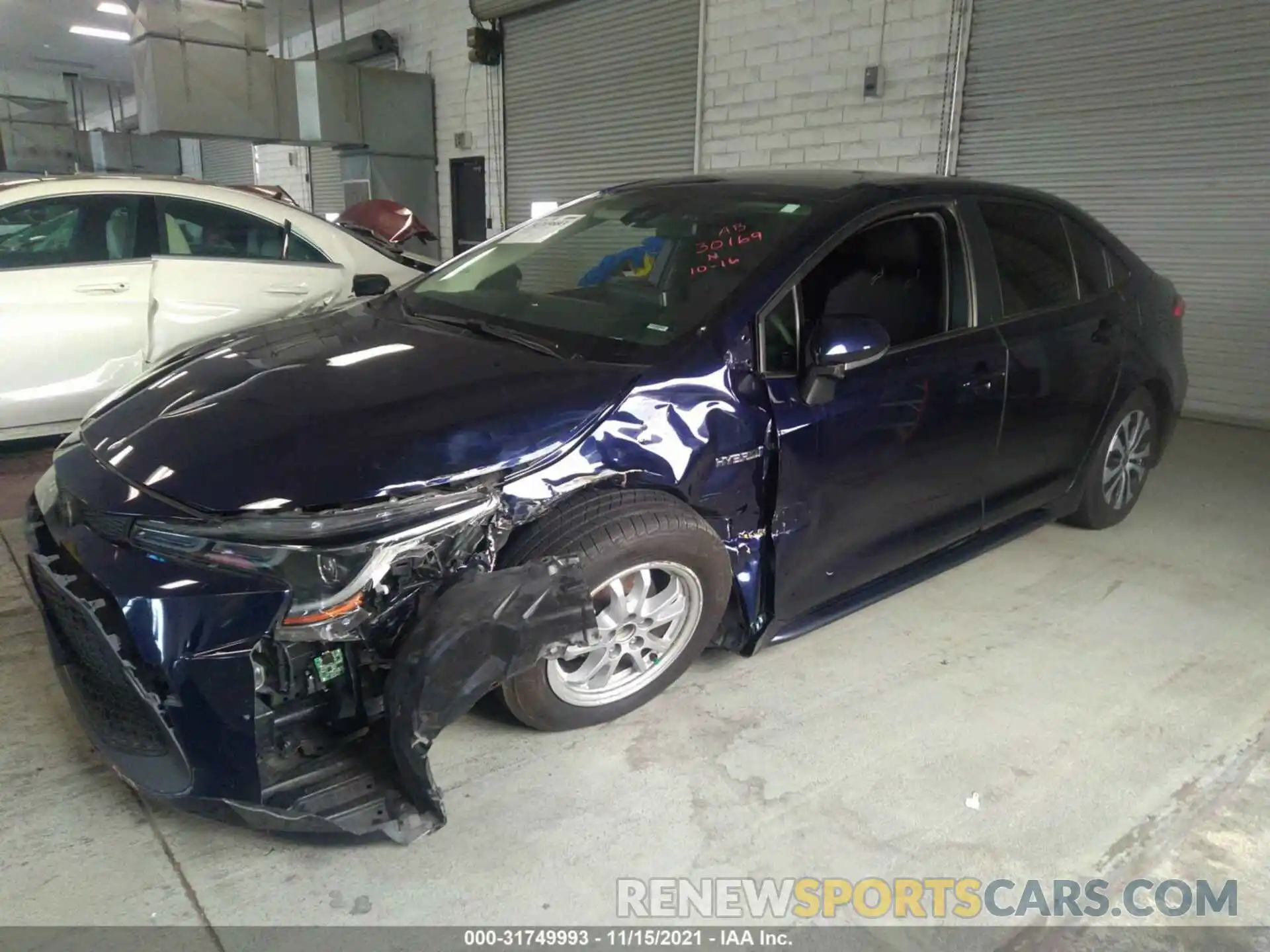 2 Photograph of a damaged car JTDEBRBE7LJ008253 TOYOTA COROLLA 2020