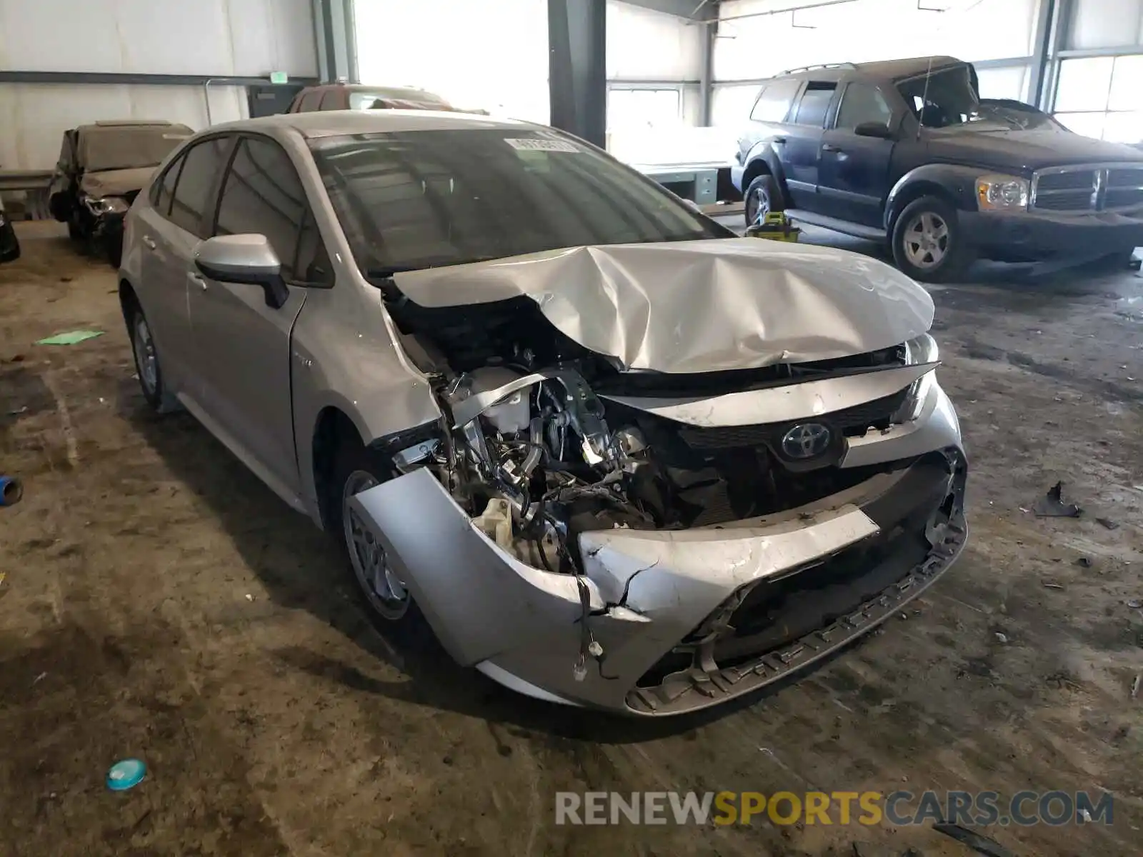 1 Photograph of a damaged car JTDEBRBE7LJ009516 TOYOTA COROLLA 2020