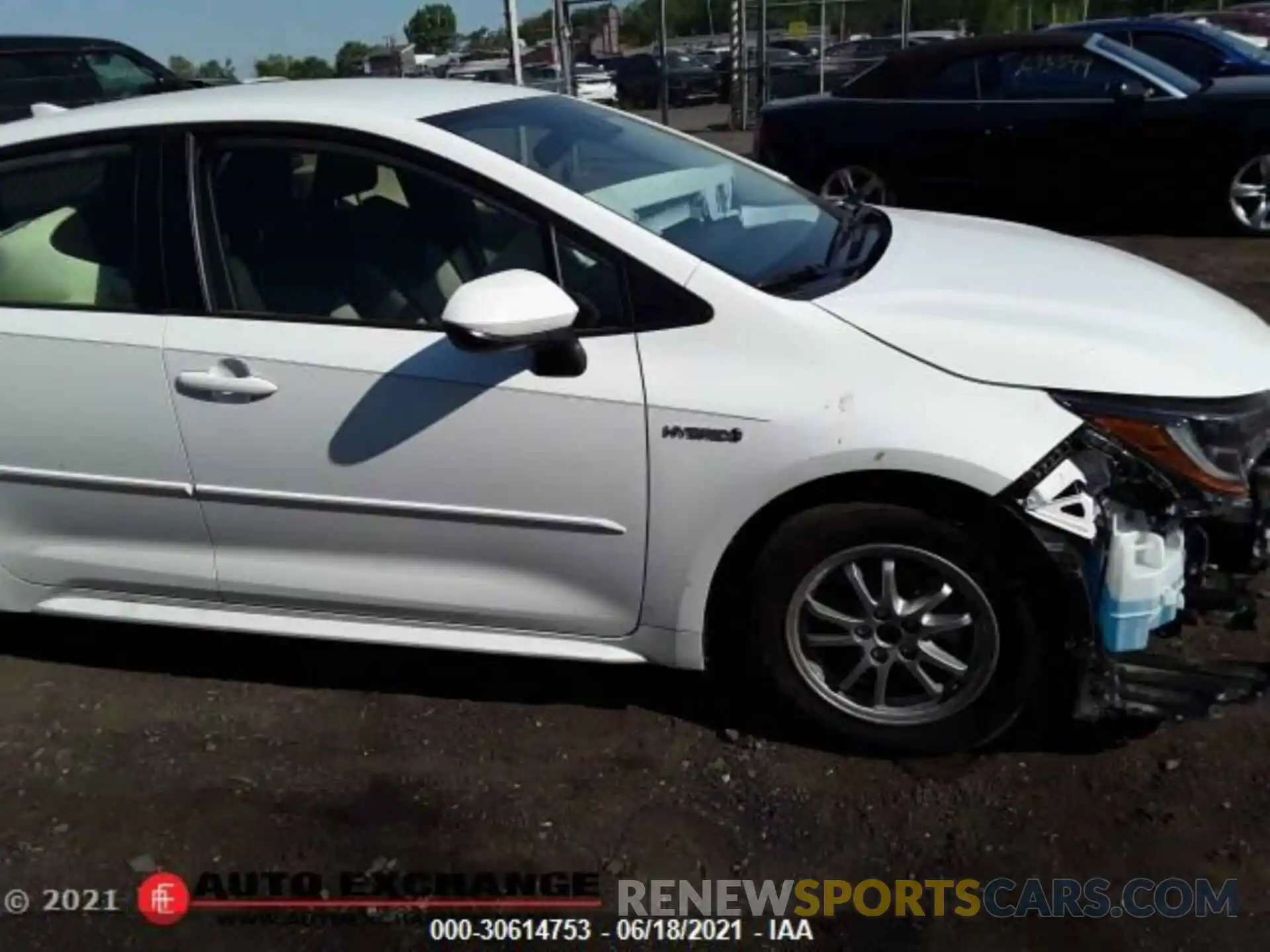 4 Photograph of a damaged car JTDEBRBE7LJ012352 TOYOTA COROLLA 2020