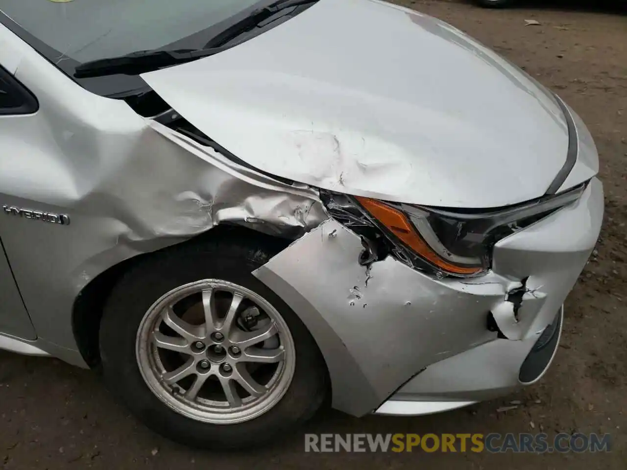 9 Photograph of a damaged car JTDEBRBE7LJ012593 TOYOTA COROLLA 2020