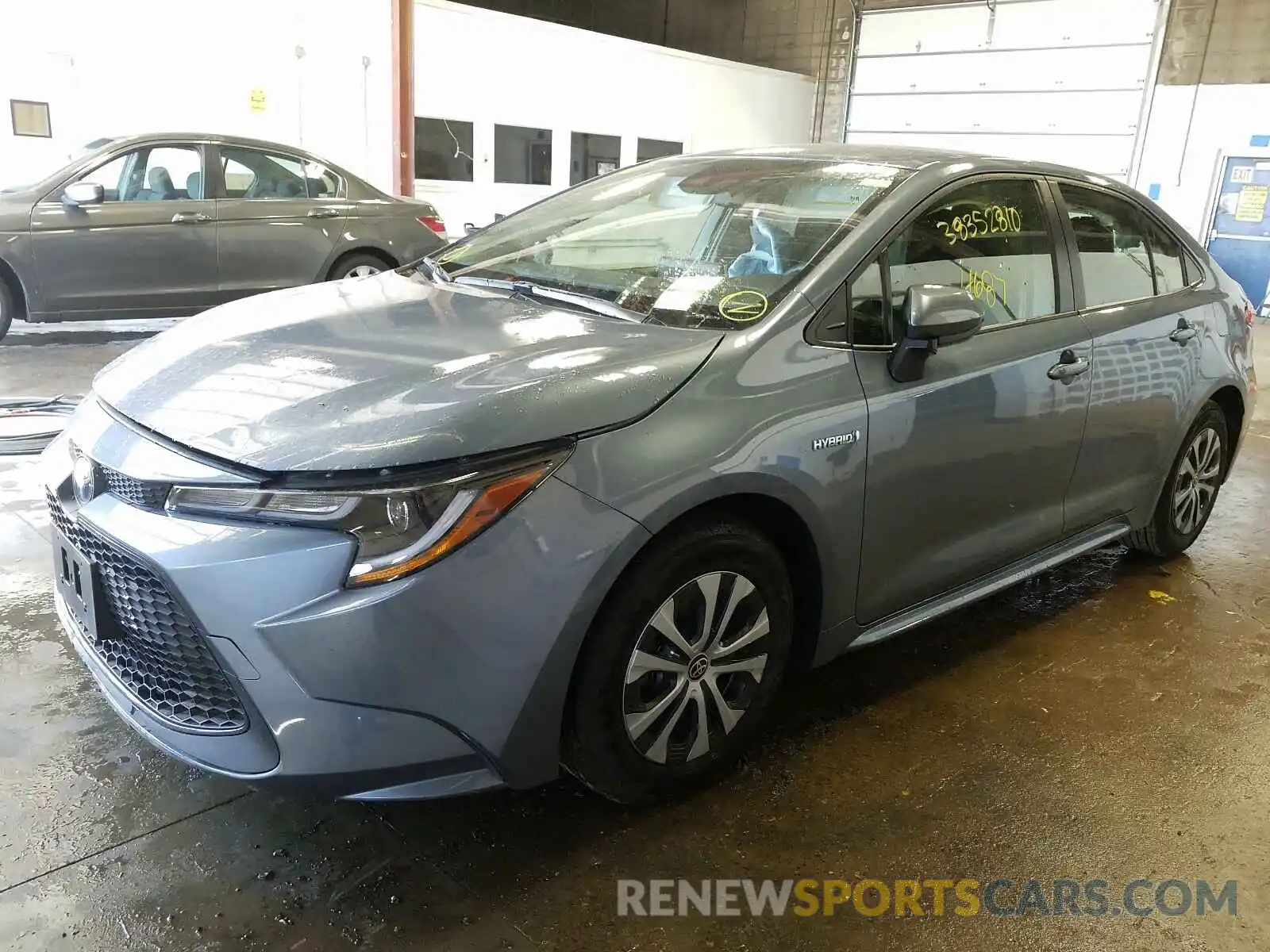 2 Photograph of a damaged car JTDEBRBE7LJ015140 TOYOTA COROLLA 2020