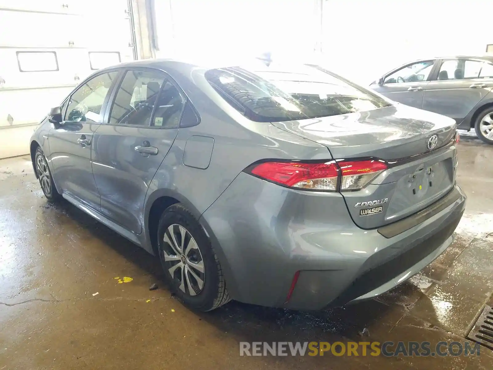 3 Photograph of a damaged car JTDEBRBE7LJ015140 TOYOTA COROLLA 2020